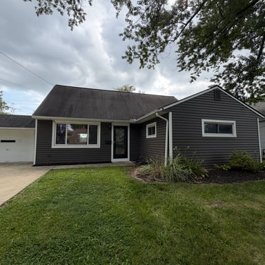 Property photo 1 of 295 Best Dr