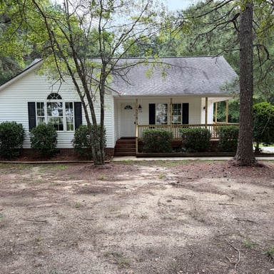 Property photo 2 of 576 Sunray Dr
