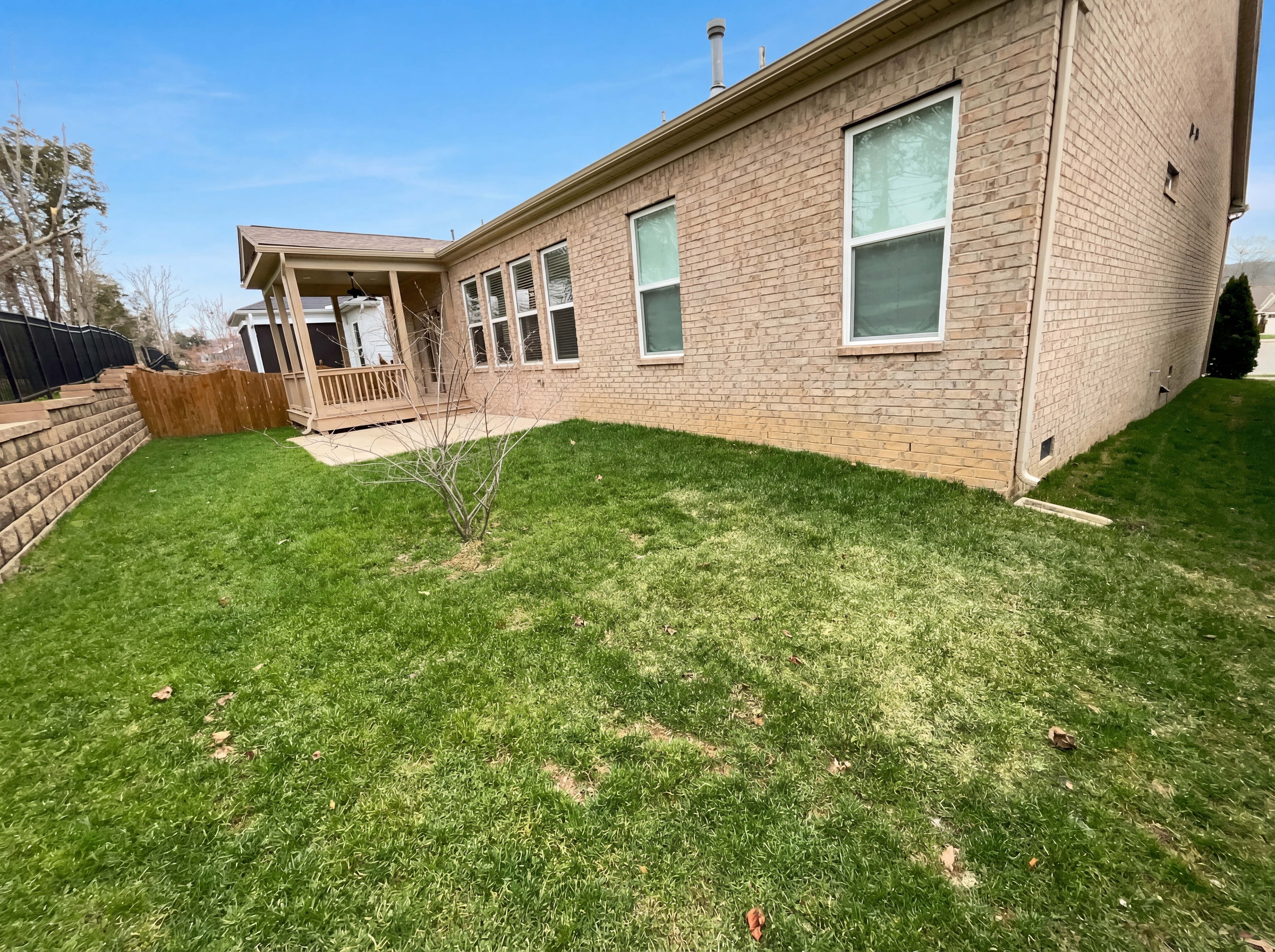 Photo 5 of 21 of 1621 Alayna Dr, Nashville, TN