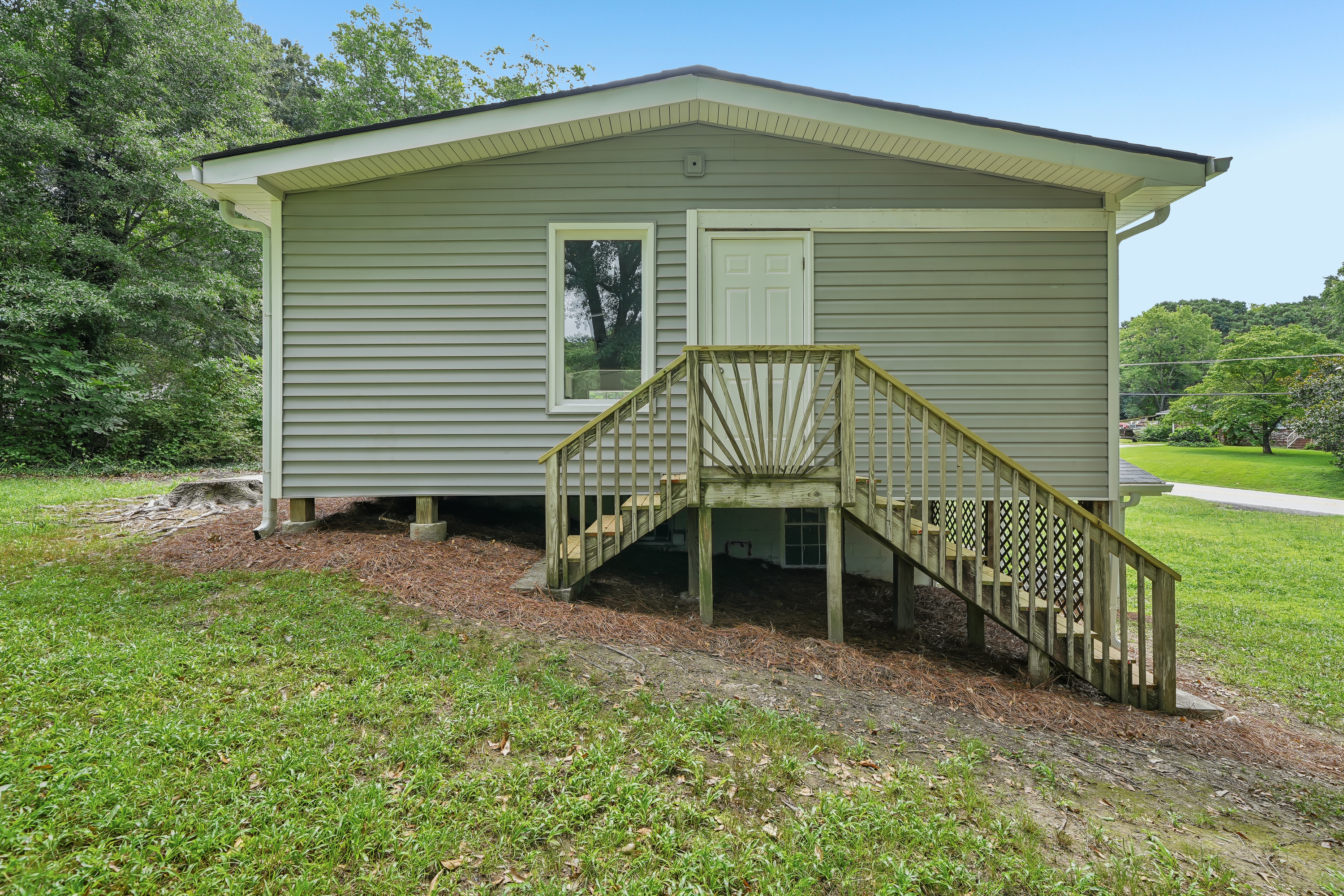 Photo 8 of 38 of 6771 Kull Dr, Lithia Springs, GA