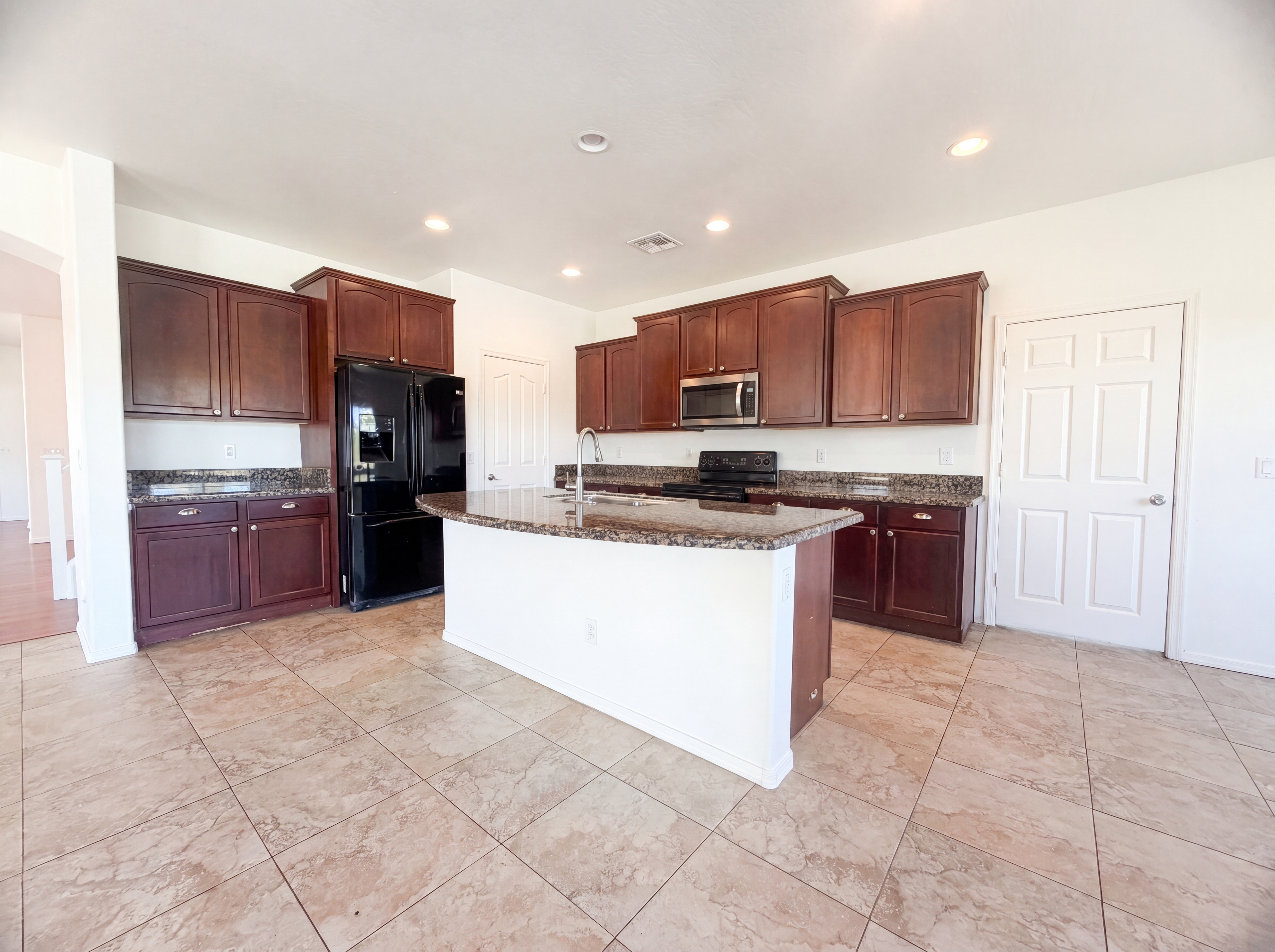 Photo 7 of 25 of 38487 N Lamar Dr, San Tan Valley, AZ
