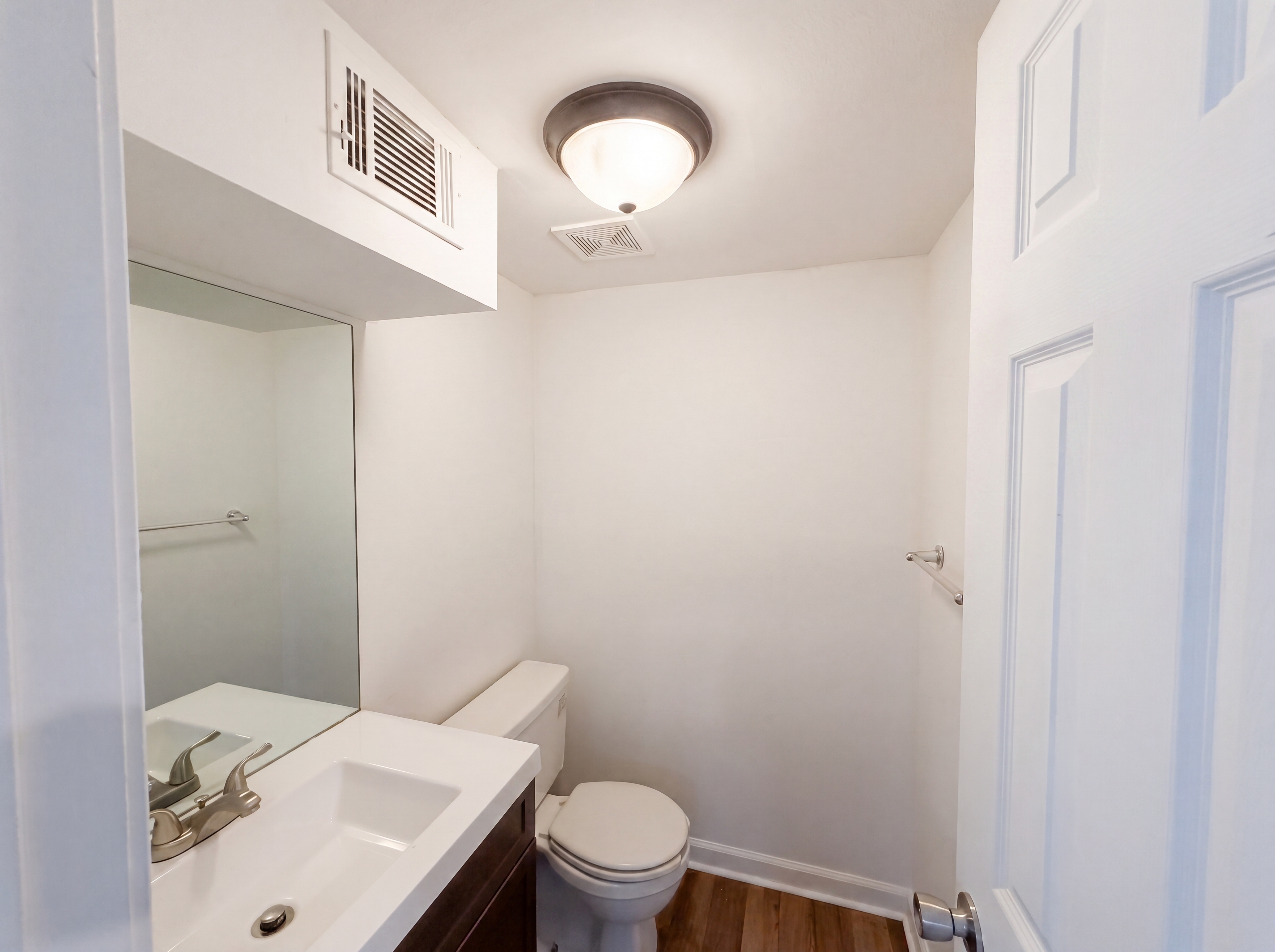 Photo 11 of 22 of 205 NE 1st Street Ter, Blue Springs, MO