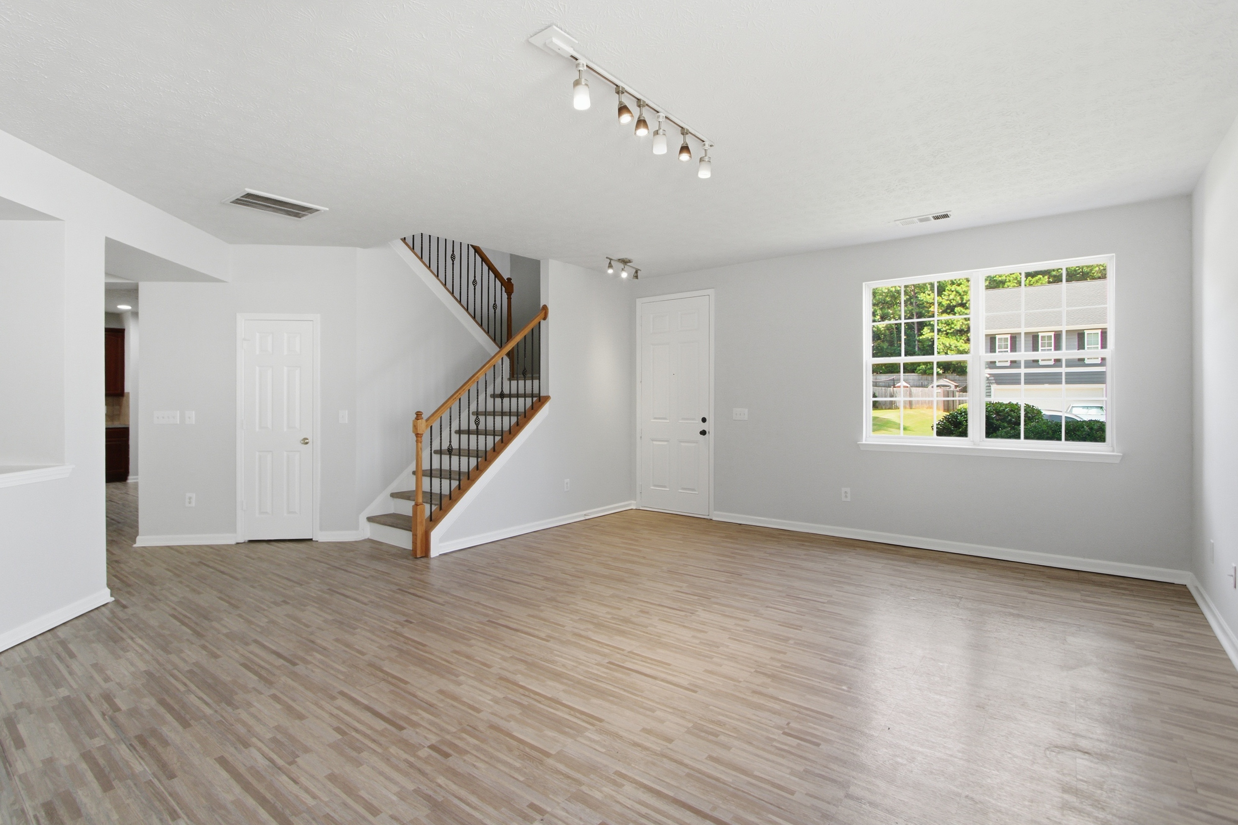 Photo 3 of 42 of 156 Branch Valley Way, Dallas, GA