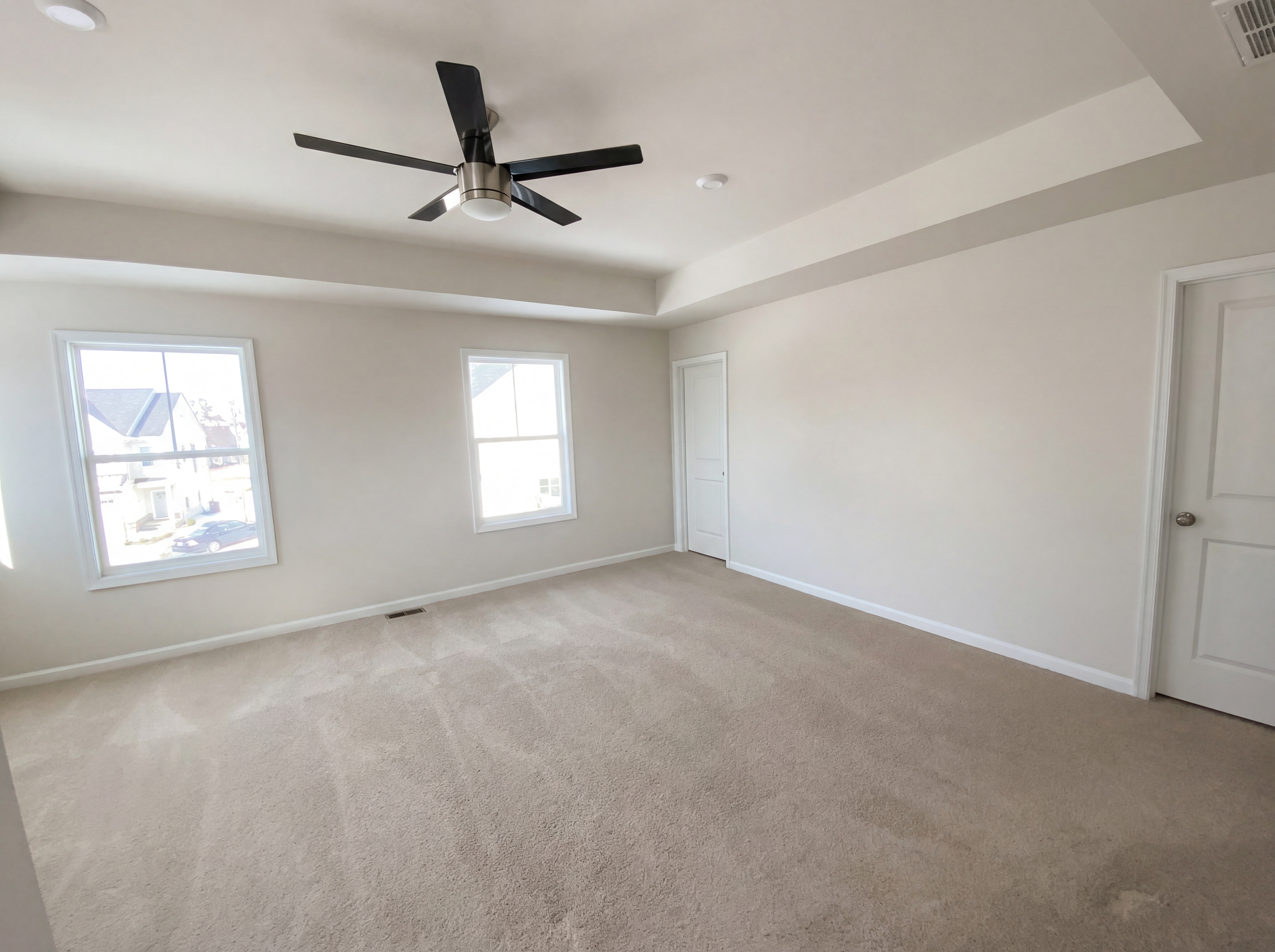 Photo 4 of 24 of 6511 Wild Orchid Ct, Fredericksburg, VA