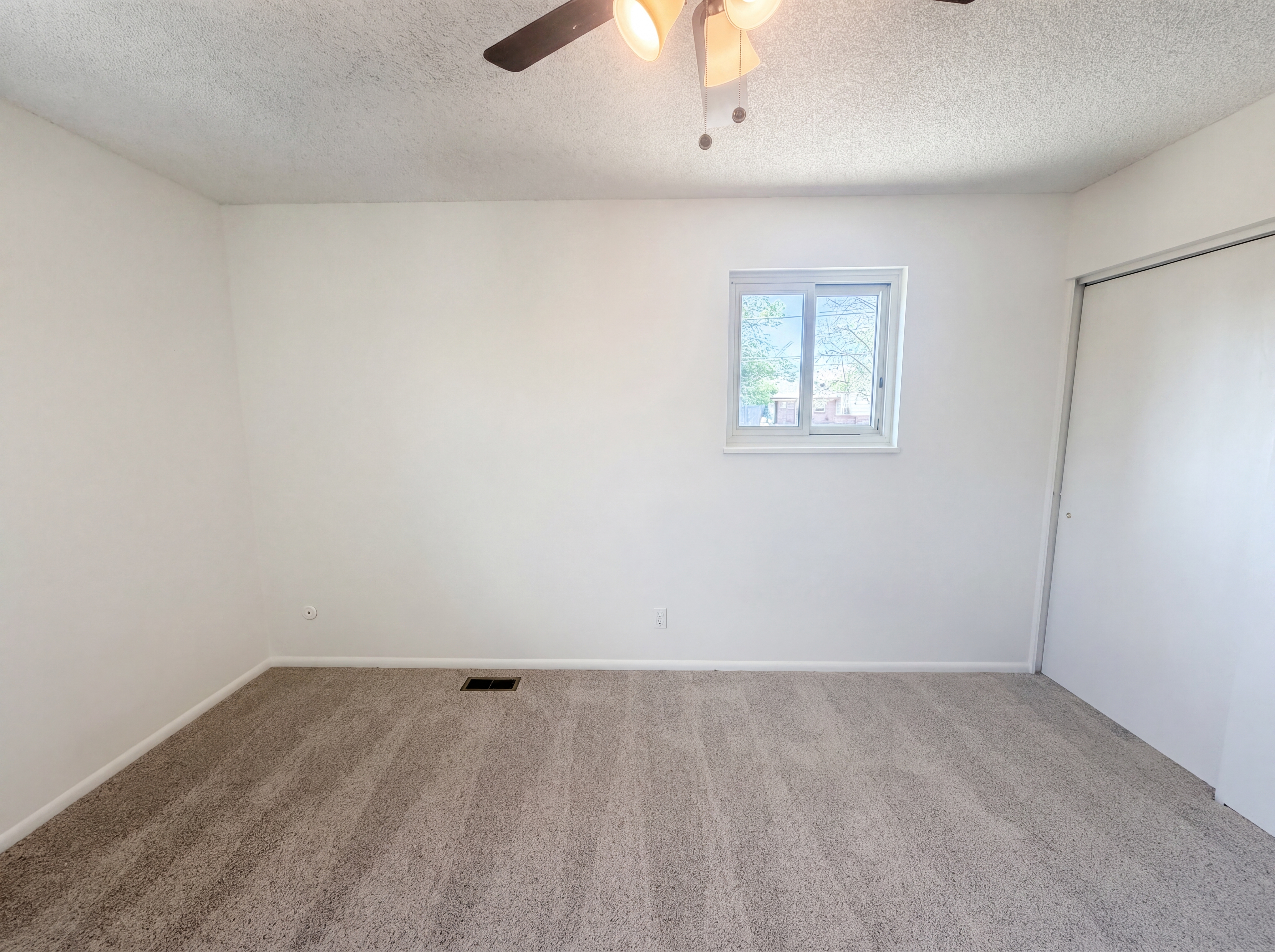 Photo 13 of 25 of 1902 E 116th Pl, Northglenn, CO