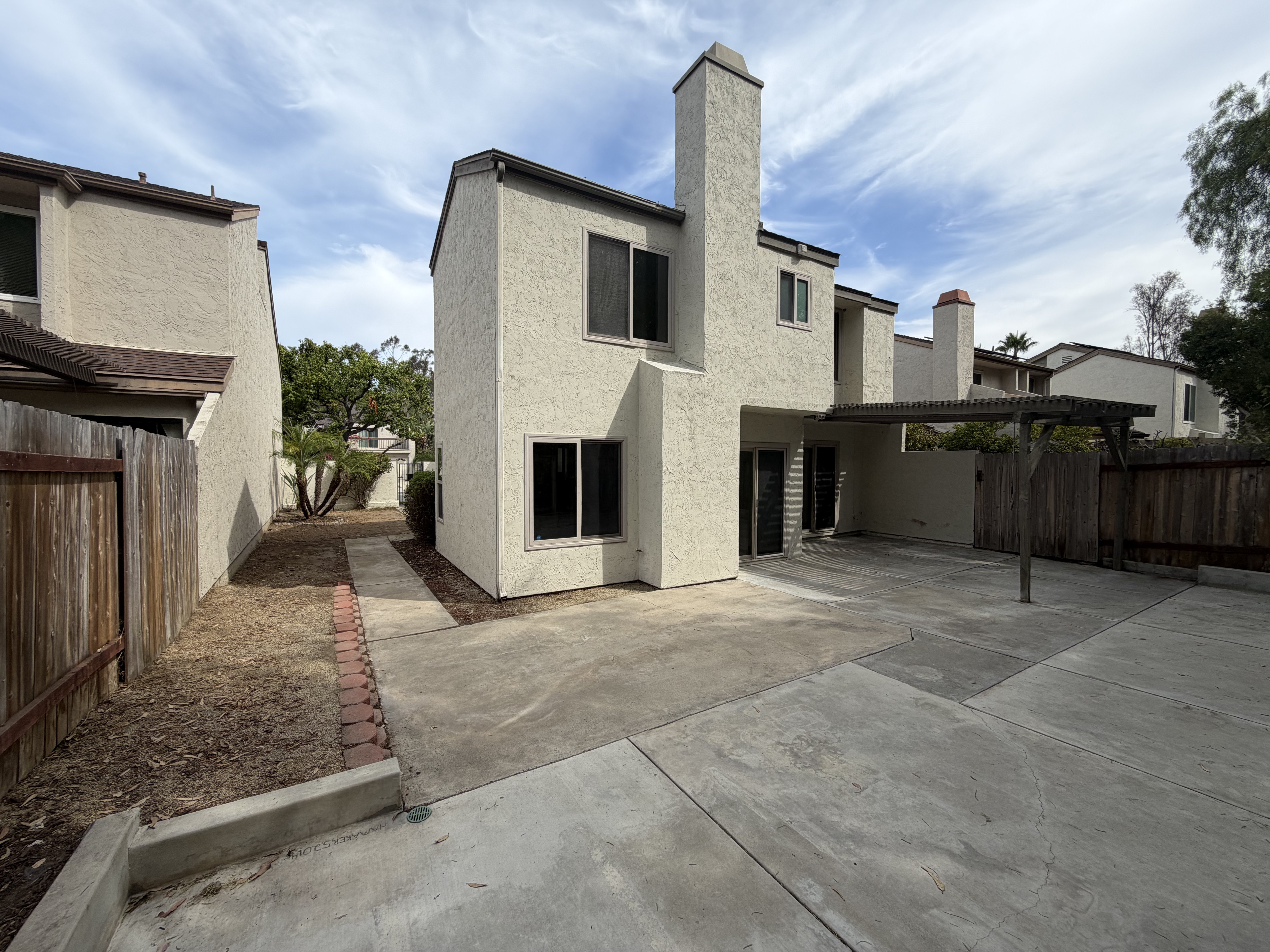 Photo 5 of 30 of 10781 Portobelo Dr, San Diego, CA