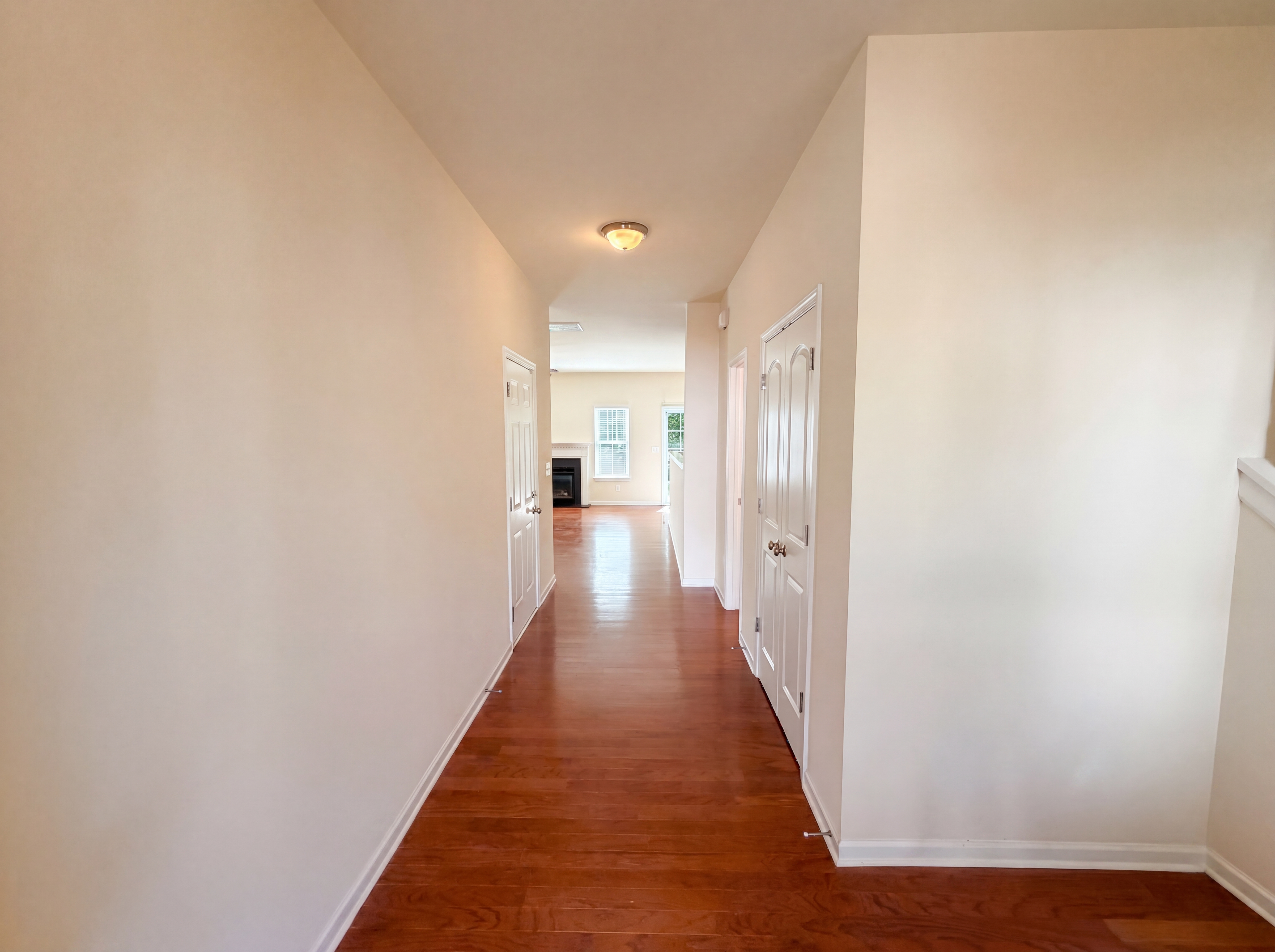 Photo 9 of 19 of 13809 Singleleaf Ln, Charlotte, NC