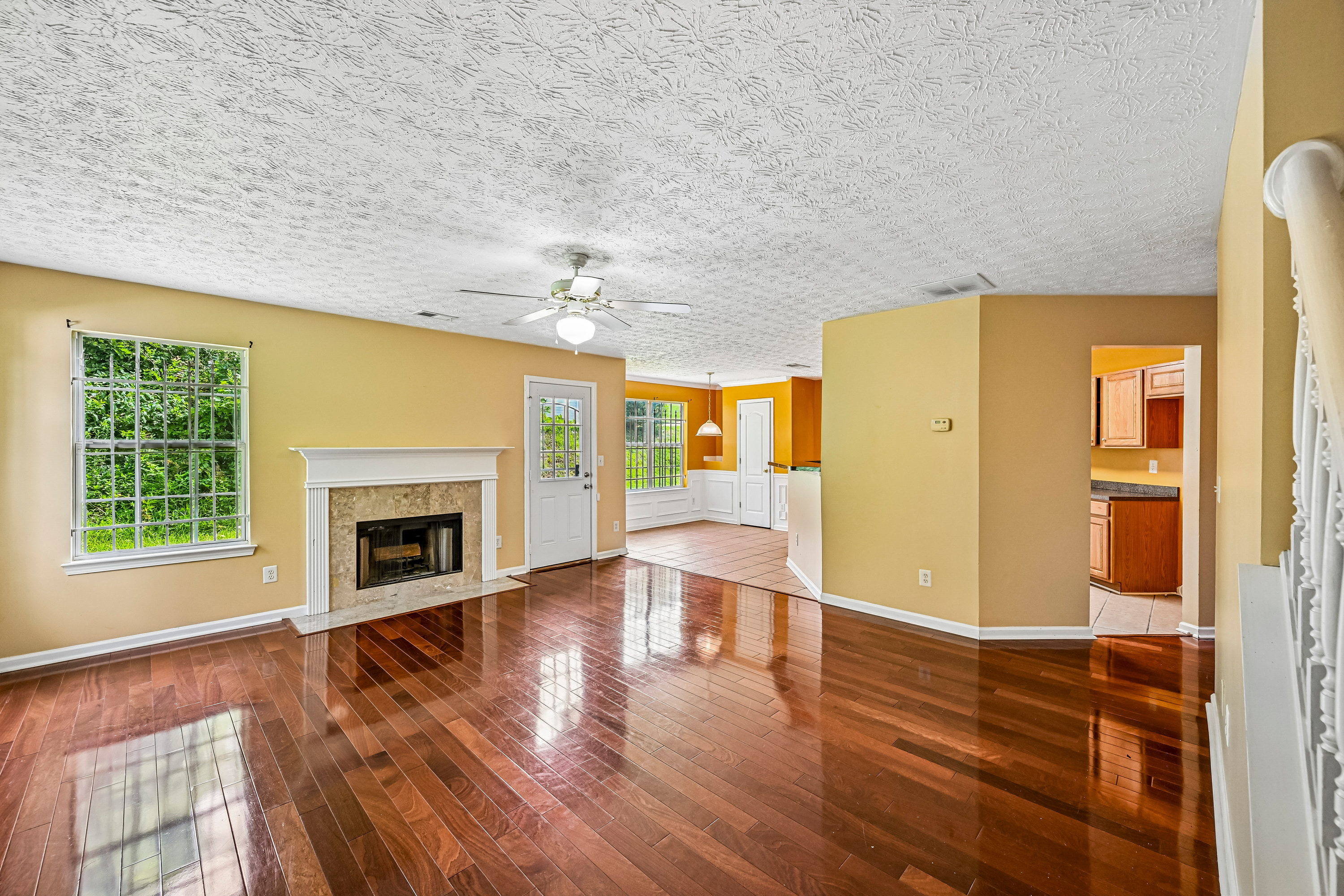 Photo 25 of 44 of 2083 Dylan Ct, Ellenwood, GA