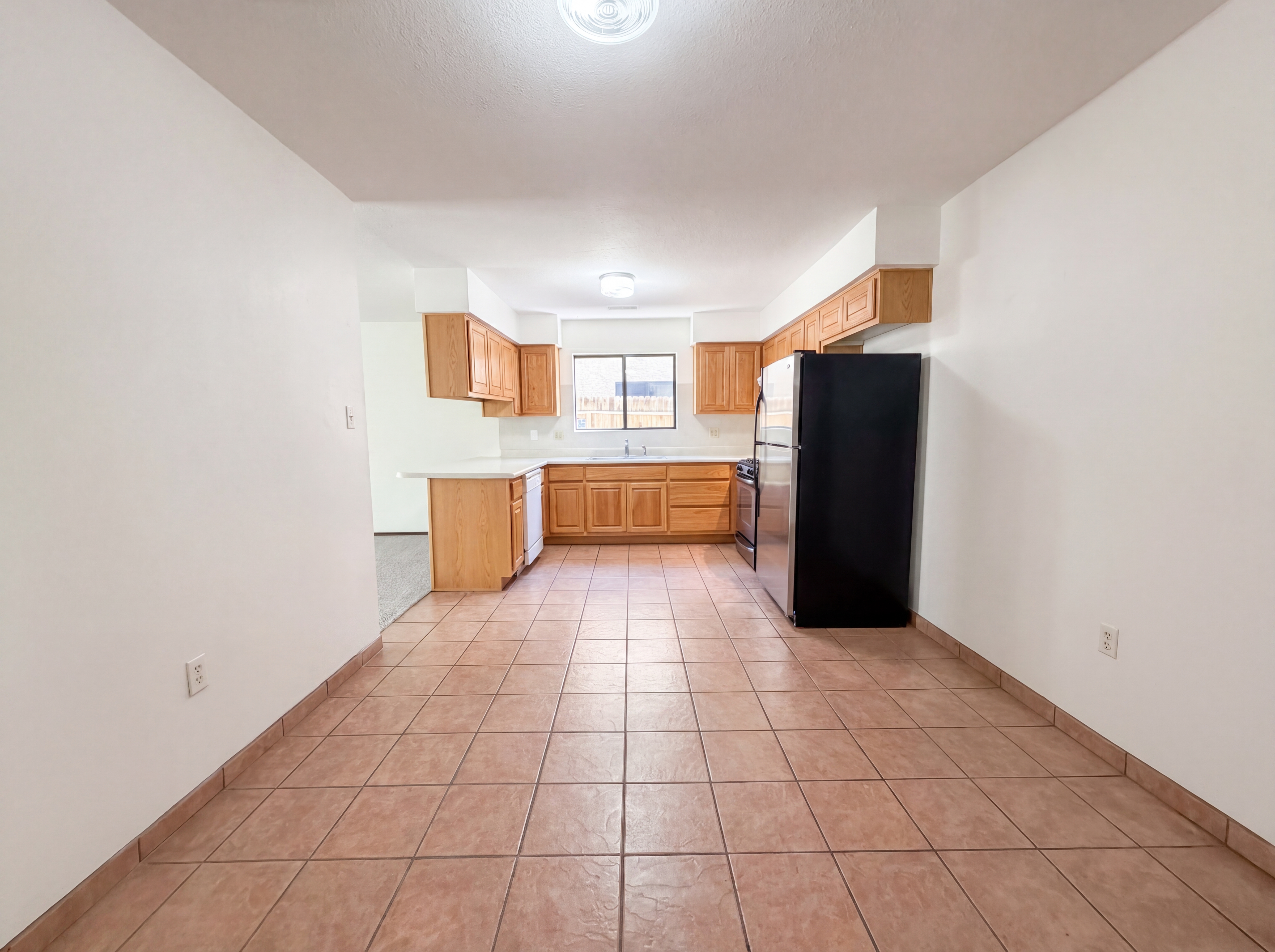 Photo 2 of 21 of 816 Omaha St NE, Albuquerque, NM