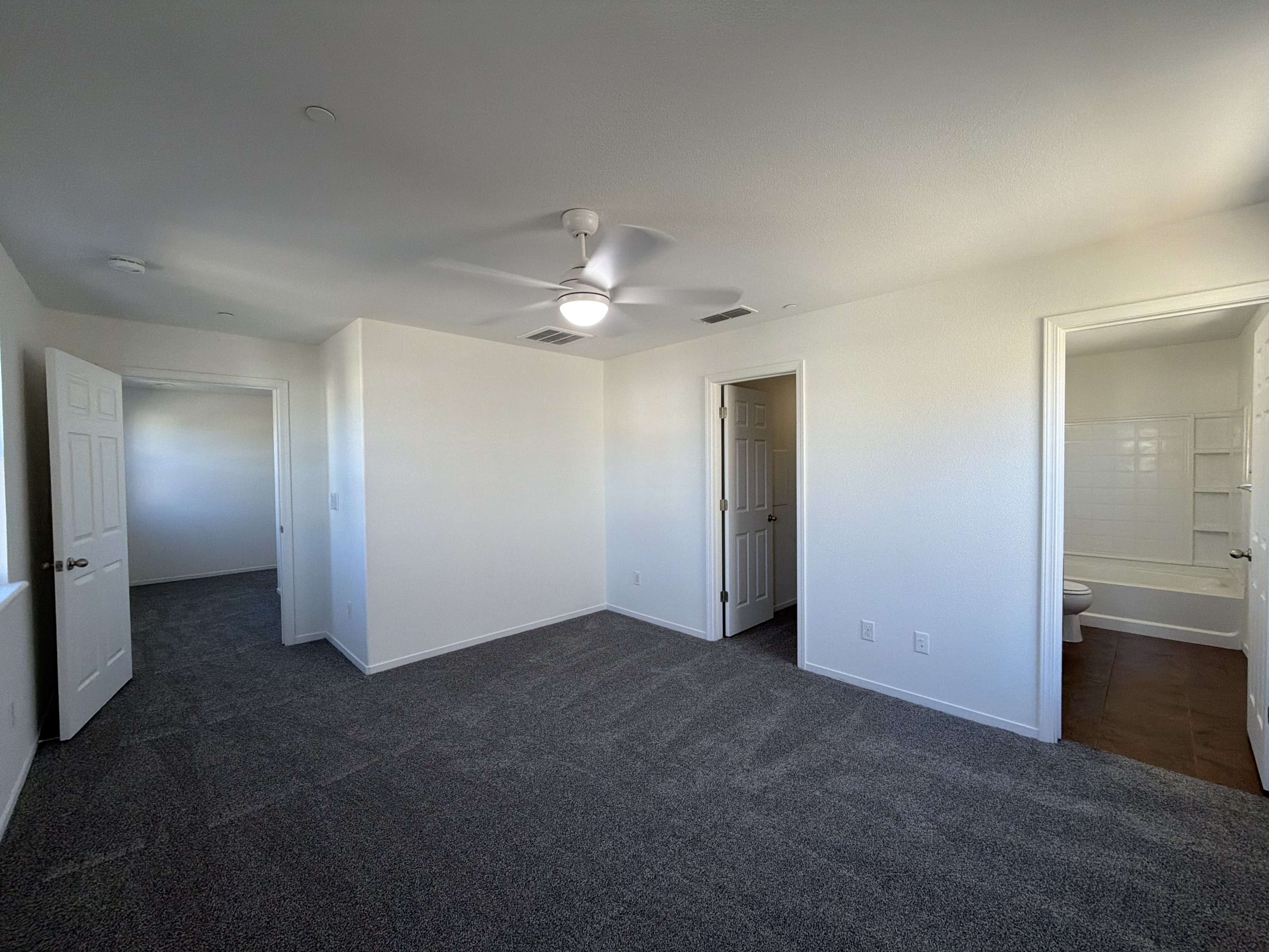 Photo 8 of 18 of 8260 Red Rock Dr, Sacramento, CA