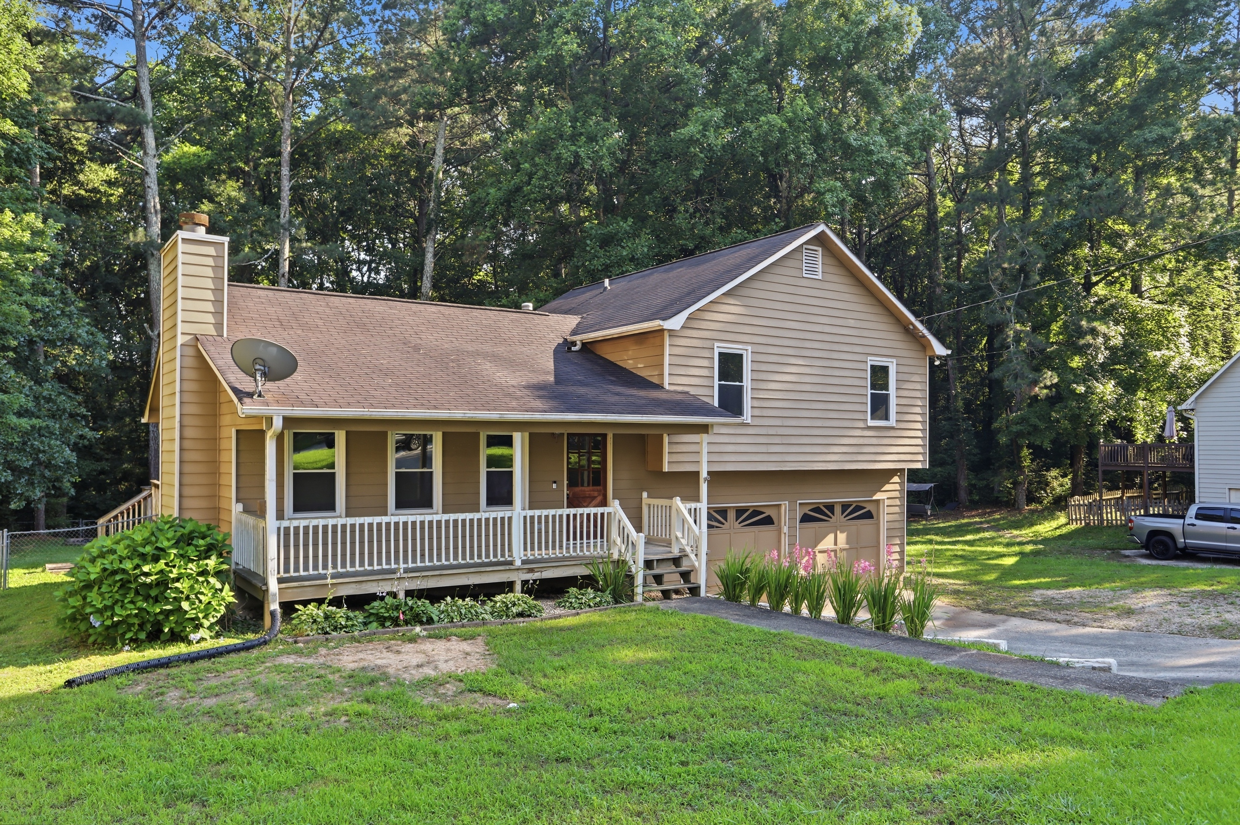 Photo 2 of 33 of 3 Crocker Ln, Hiram, GA