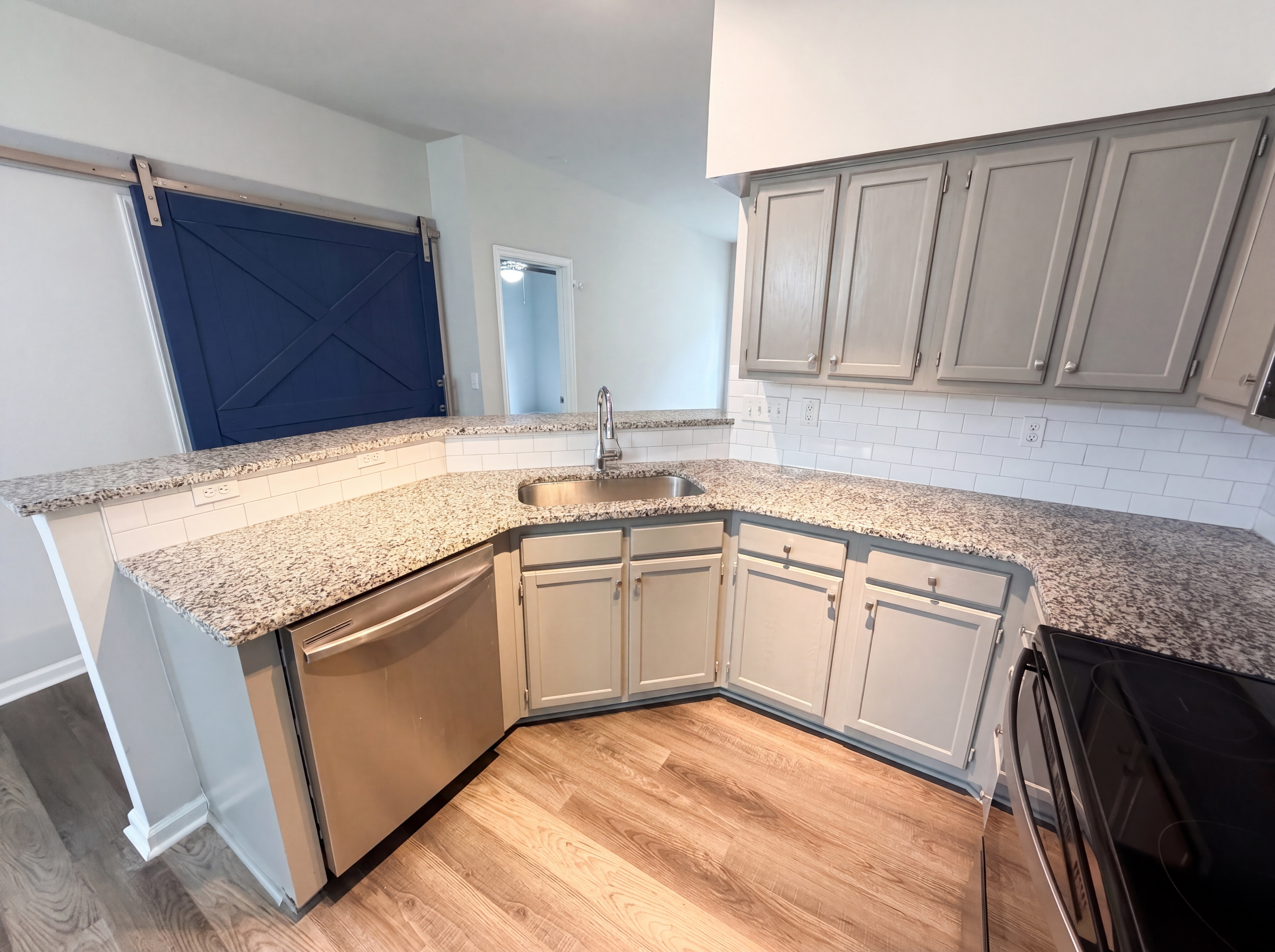 Photo 10 of 22 of 4808 Pennant Pl, Charlotte, NC