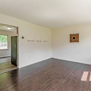 Property photo 3 of 9577 Roys Ln