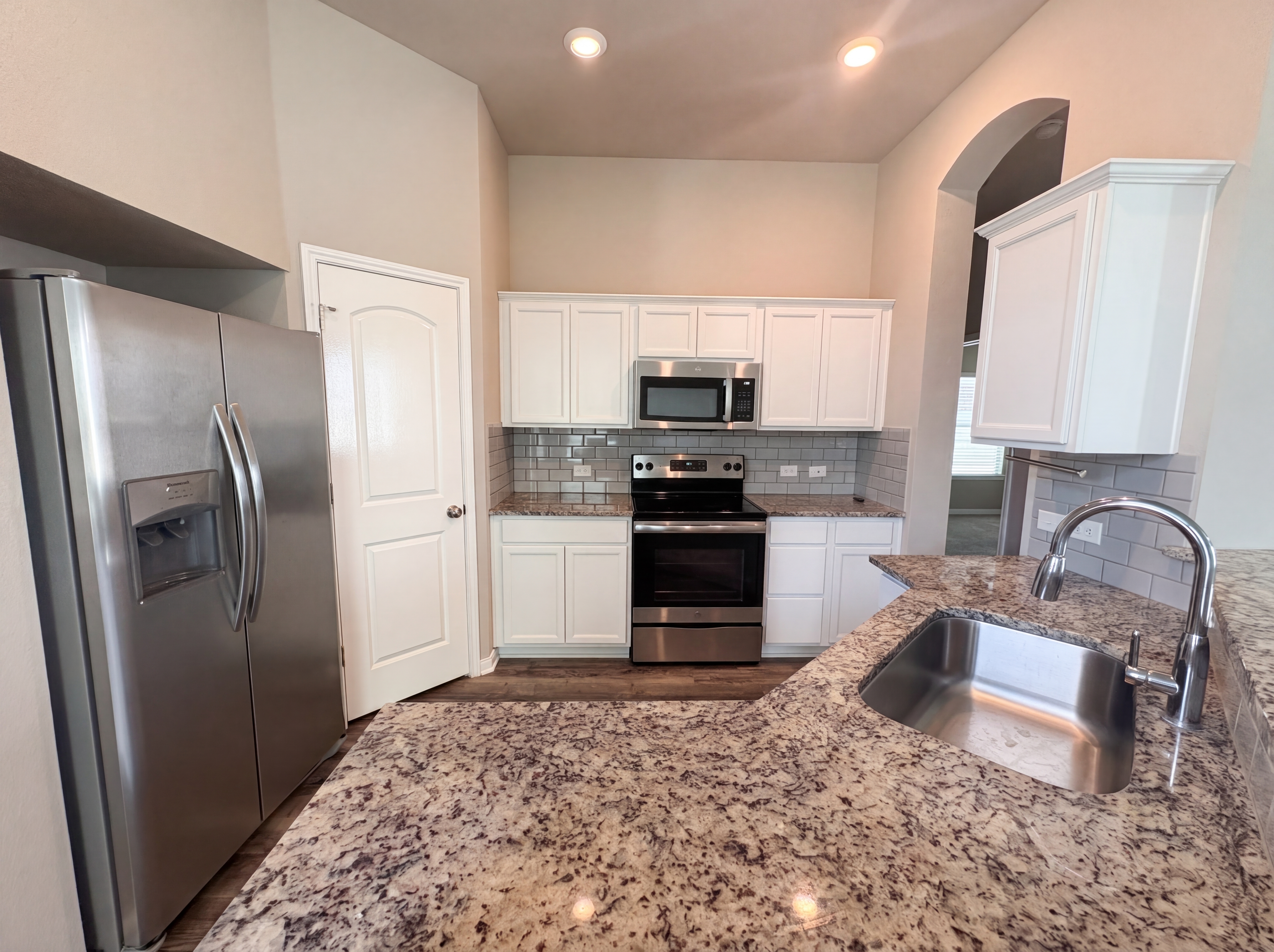 Photo 16 of 27 of 2132 Markley Dr, Bryan, TX
