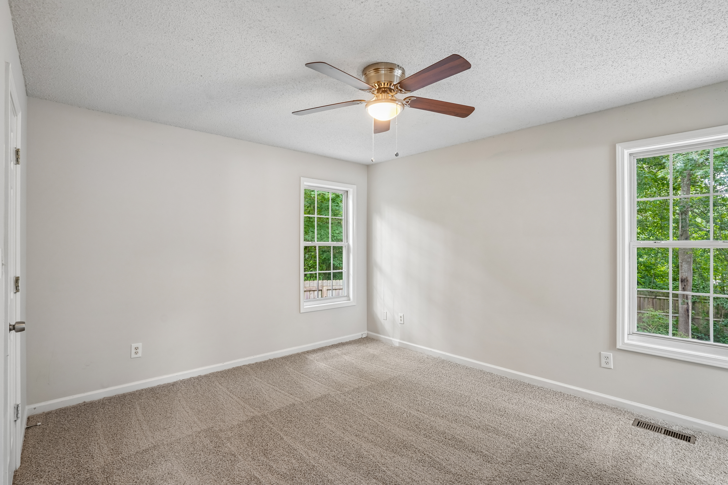 Photo 11 of 30 of 301 Madeline Way, Temple, GA