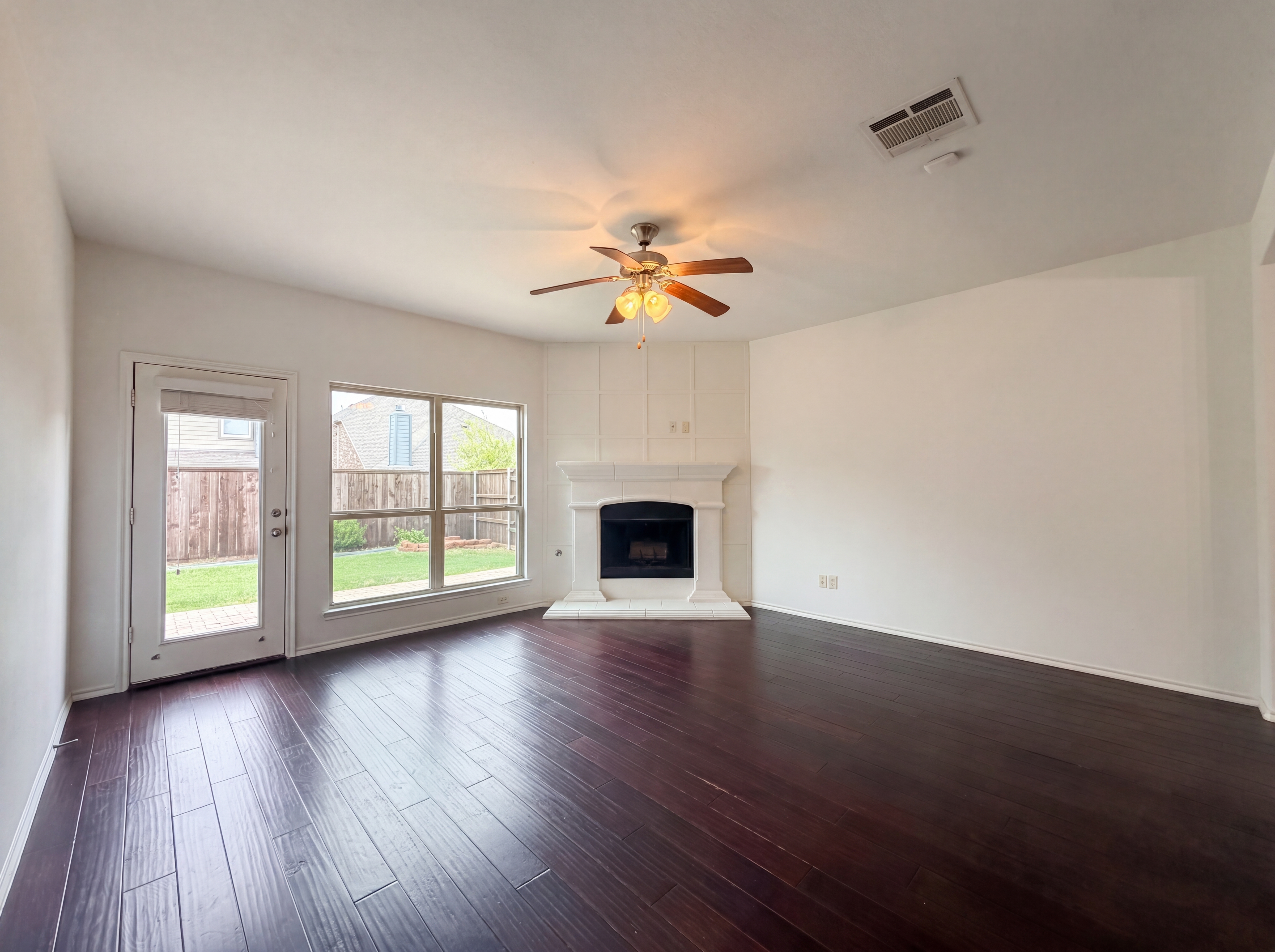 Photo 9 of 23 of 9904 Pronghorn Rd, McKinney, TX