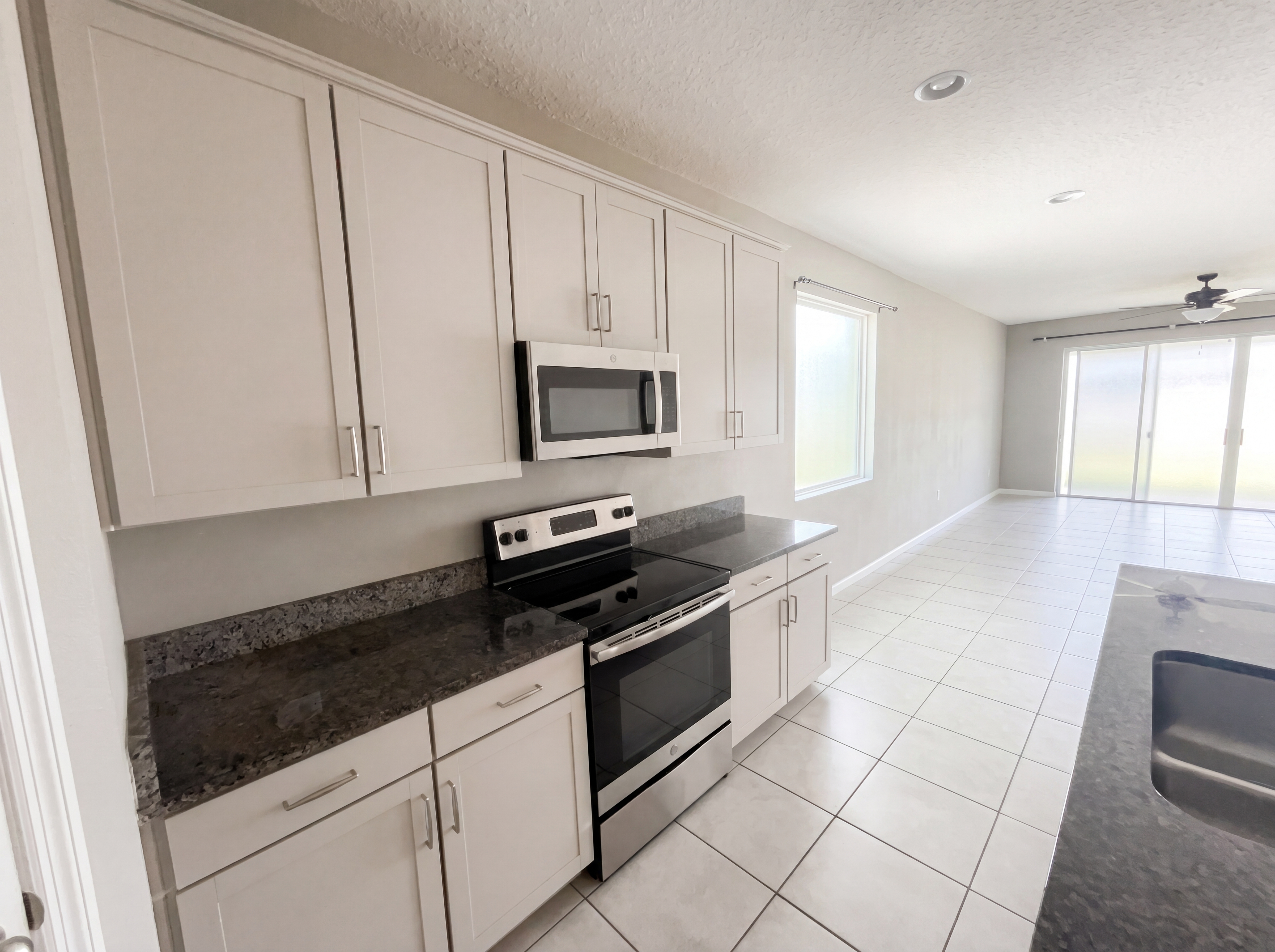 Photo 22 of 29 of 2526 W End Dr, Saint Cloud, FL
