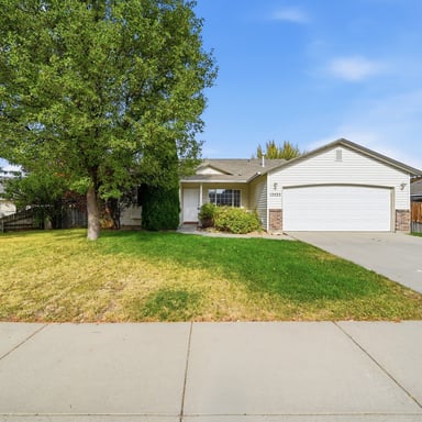 Property photo 1 of 12522 W Camas Dr