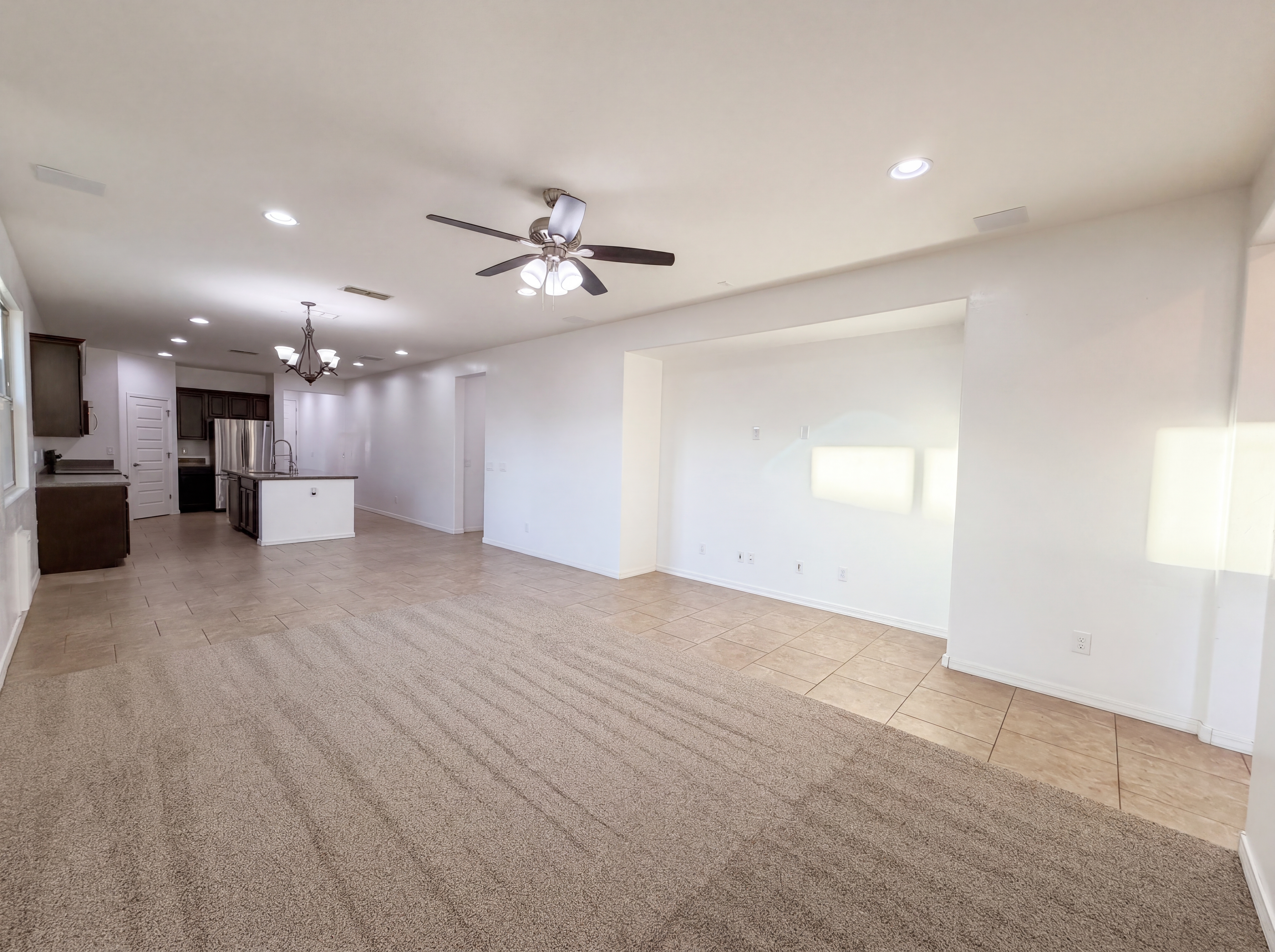Photo 11 of 23 of 112 E Bernie Ln, Gilbert, AZ
