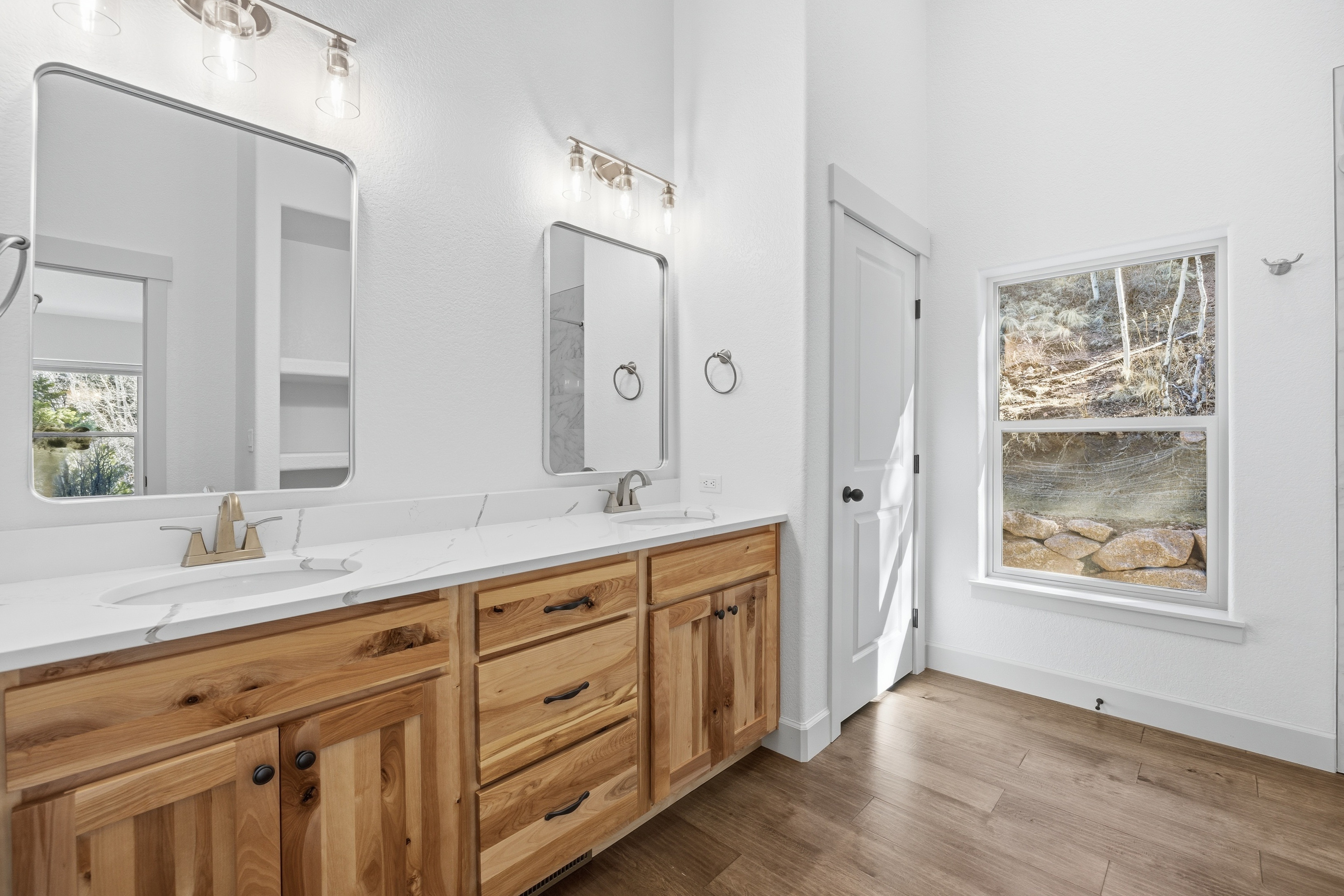 Photo 6 of 47 of 1015 Locklin Way, Woodland Park, CO