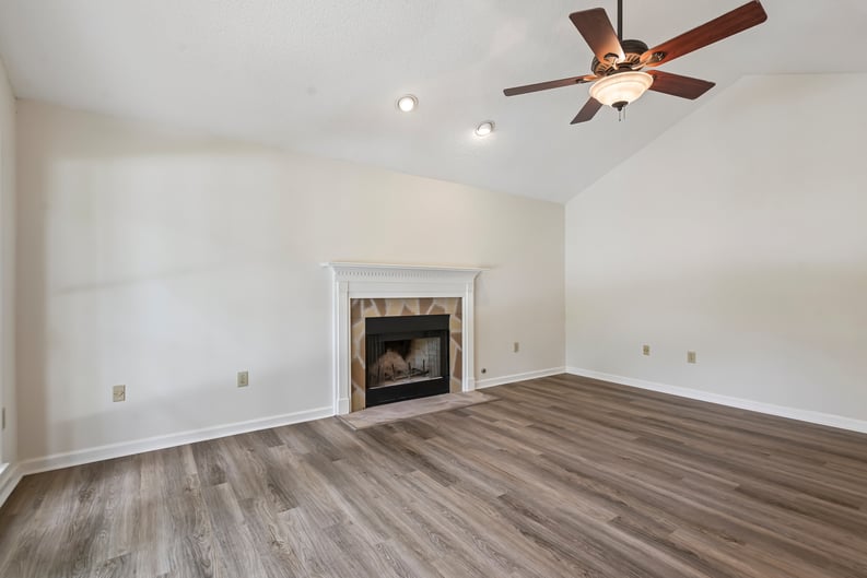 Property photo 3 of 18 Misty Ridge Pl