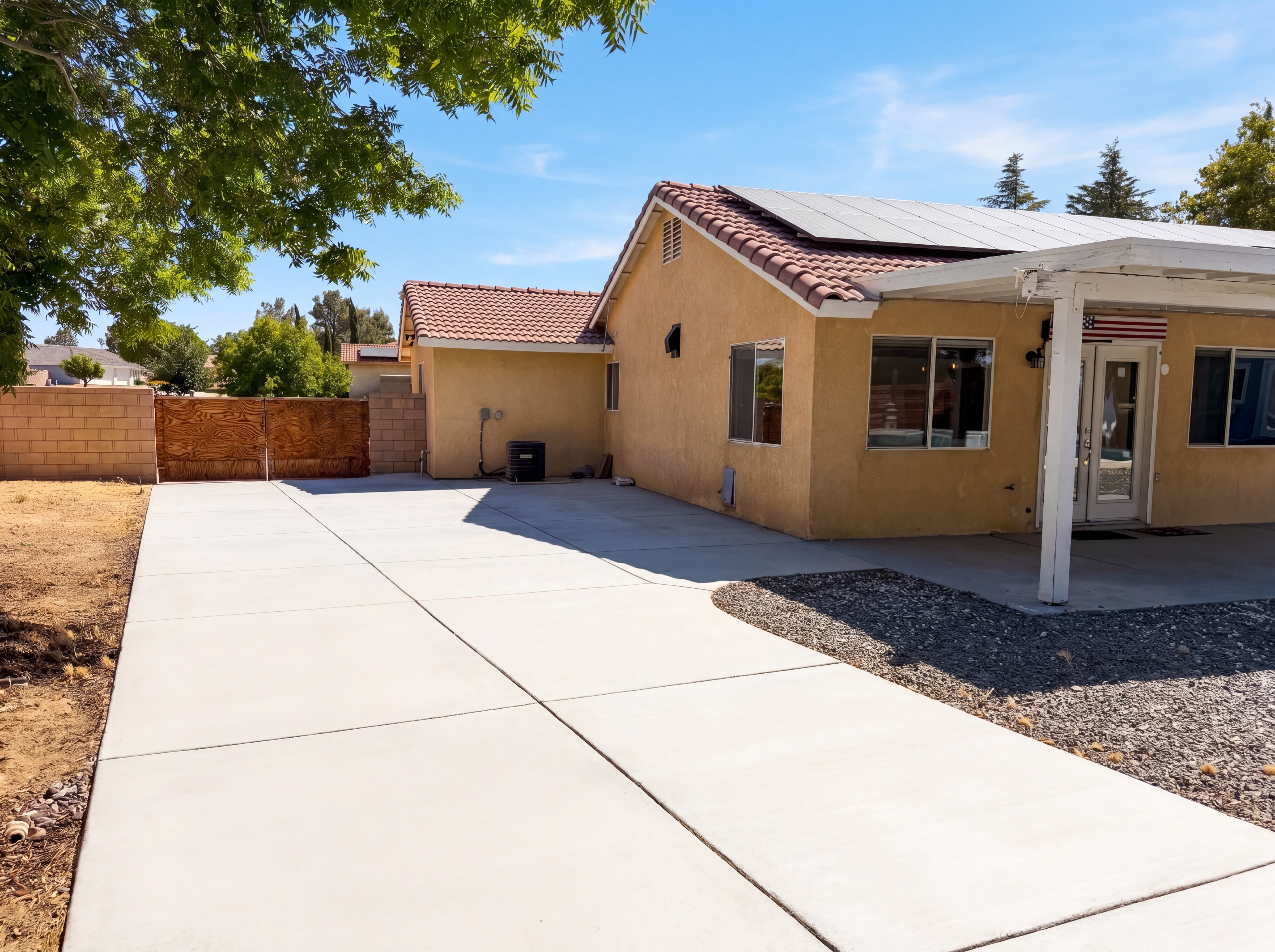 Photo 23 of 28 of 15358 Lookout Rd, Apple Valley, CA