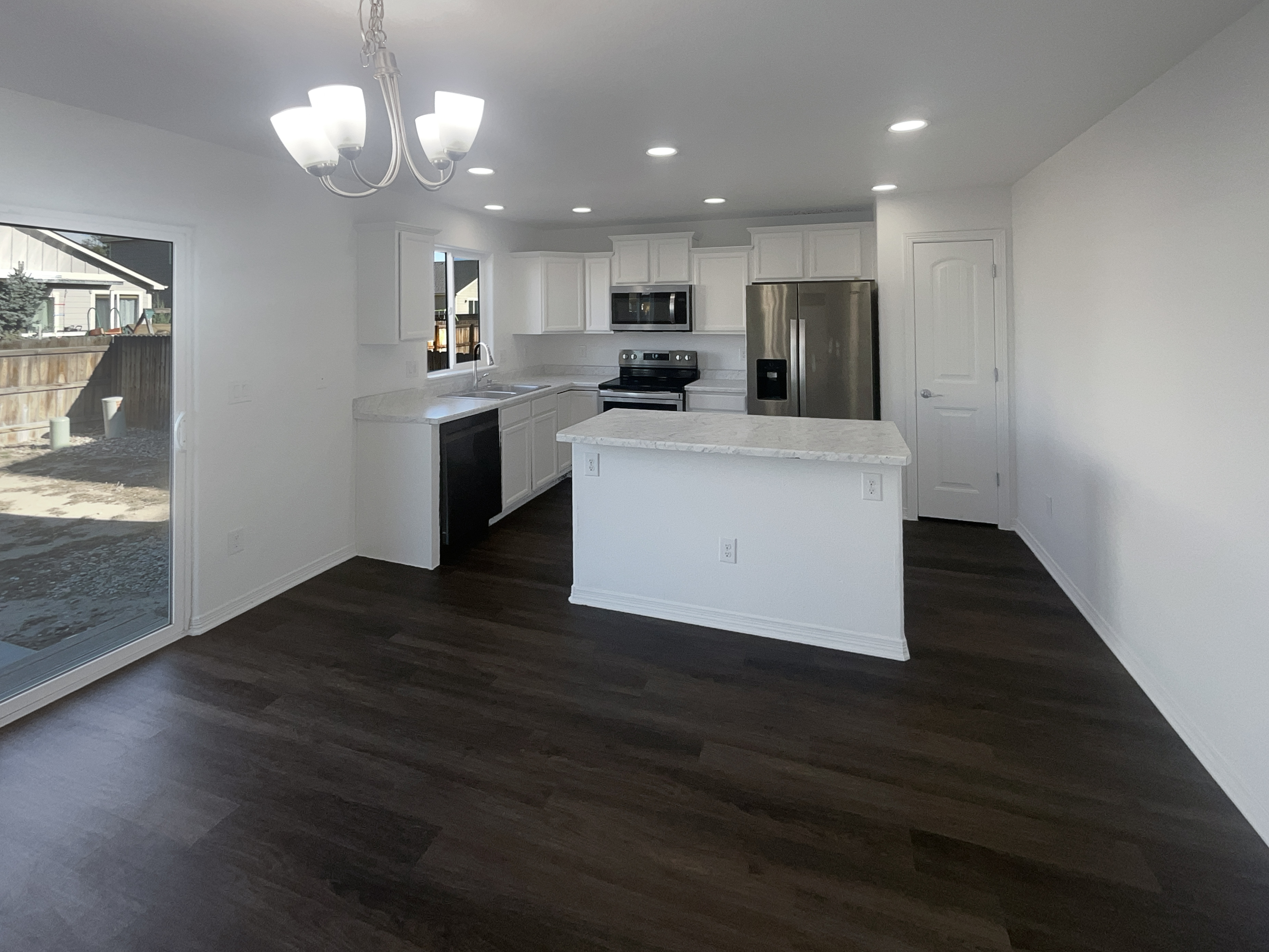 Photo 9 of 25 of 6812 Galpin Dr, Colorado Springs, CO