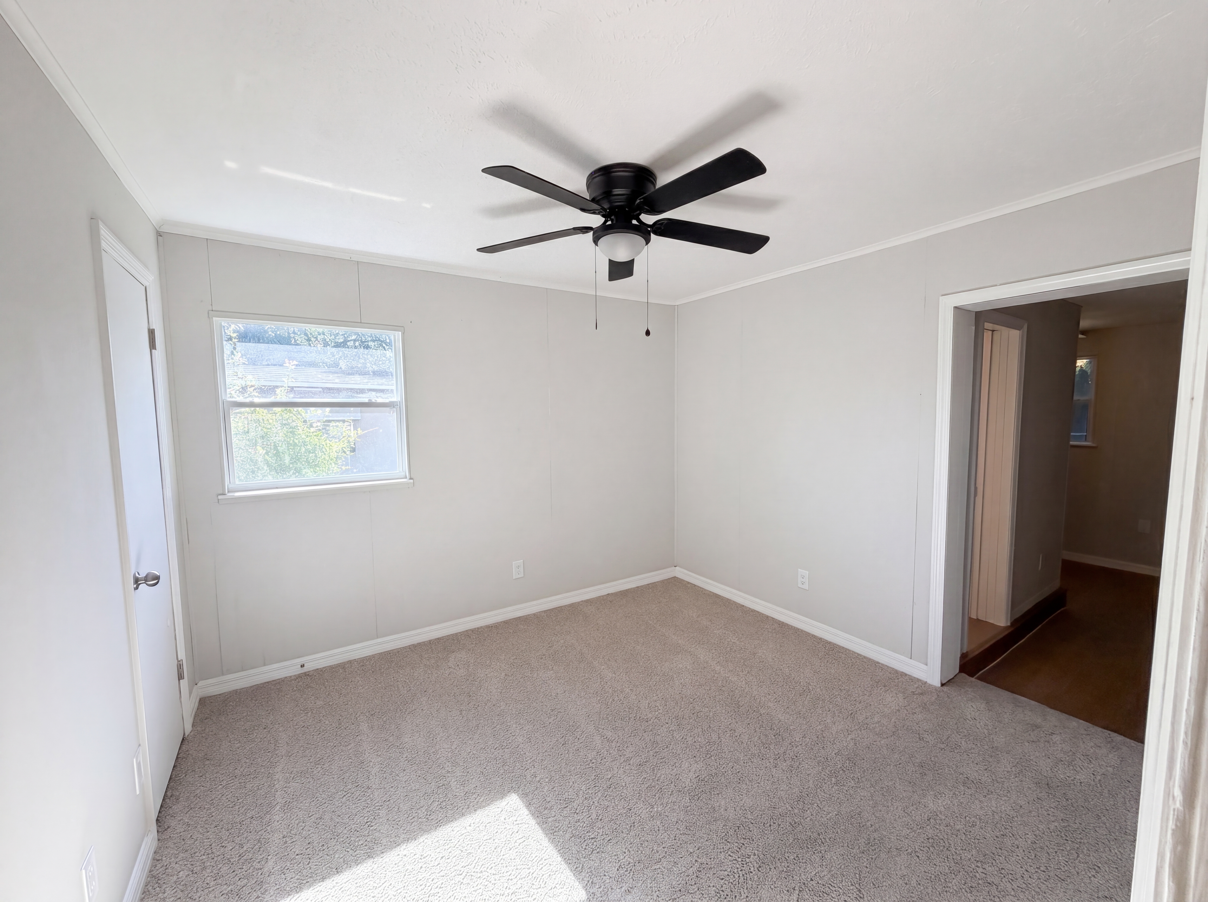 Photo 13 of 18 of 4406 Lenox Blvd, Orlando, FL