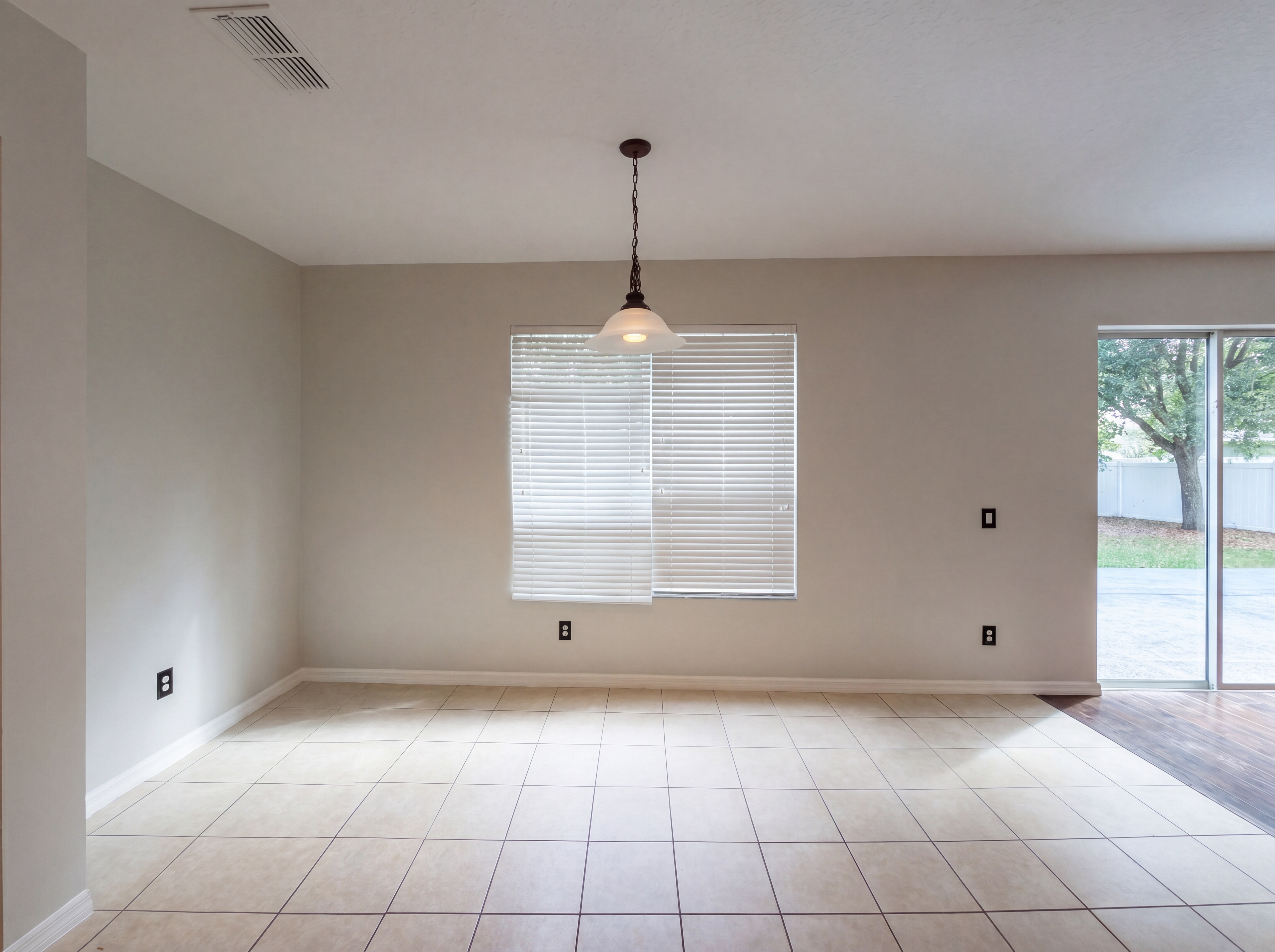 Photo 8 of 29 of 619 Errol Pkwy, Apopka, FL