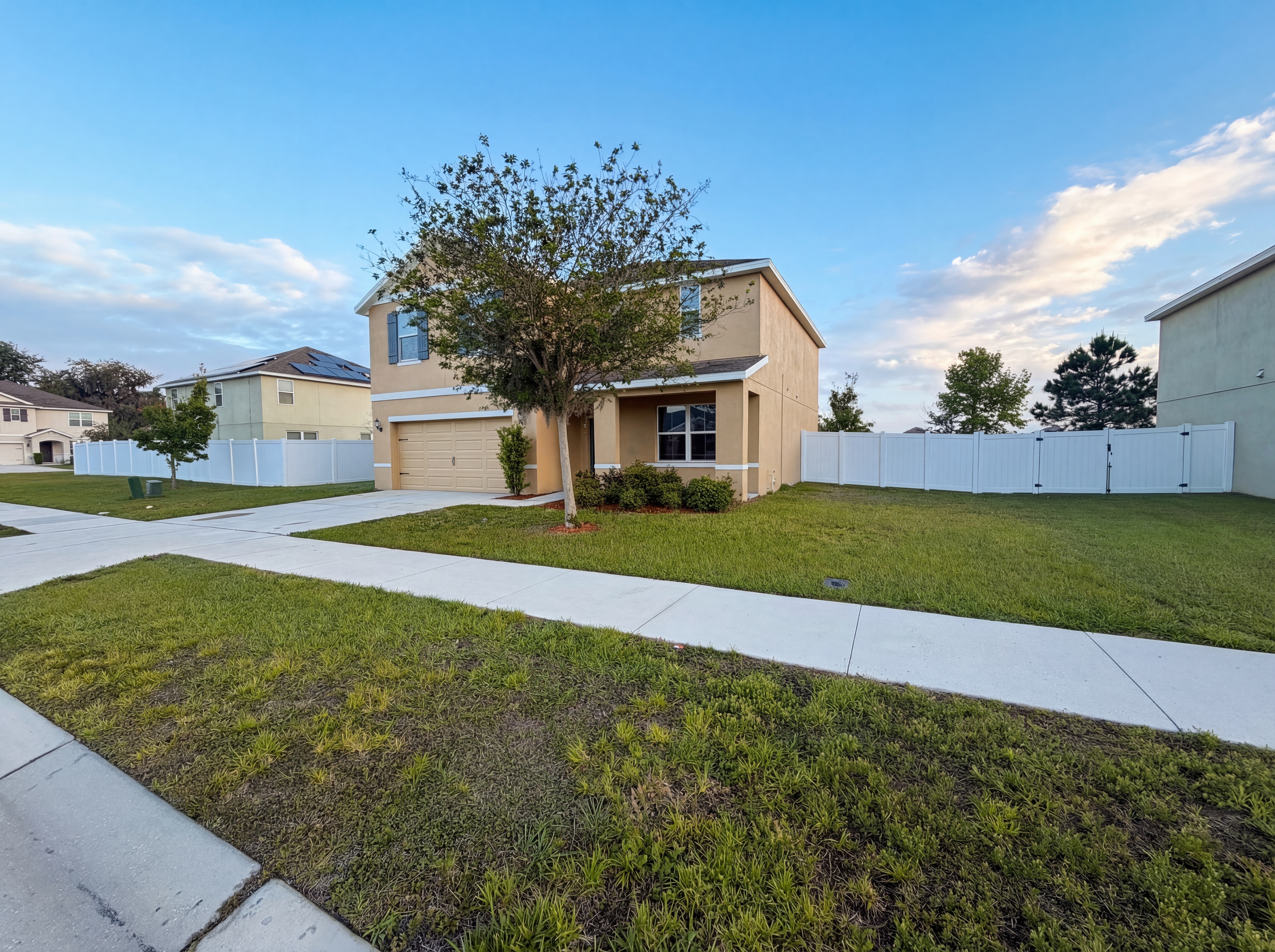 Photo 30 of 34 of 35687 Hillbrook Ave, Zephyrhills, FL
