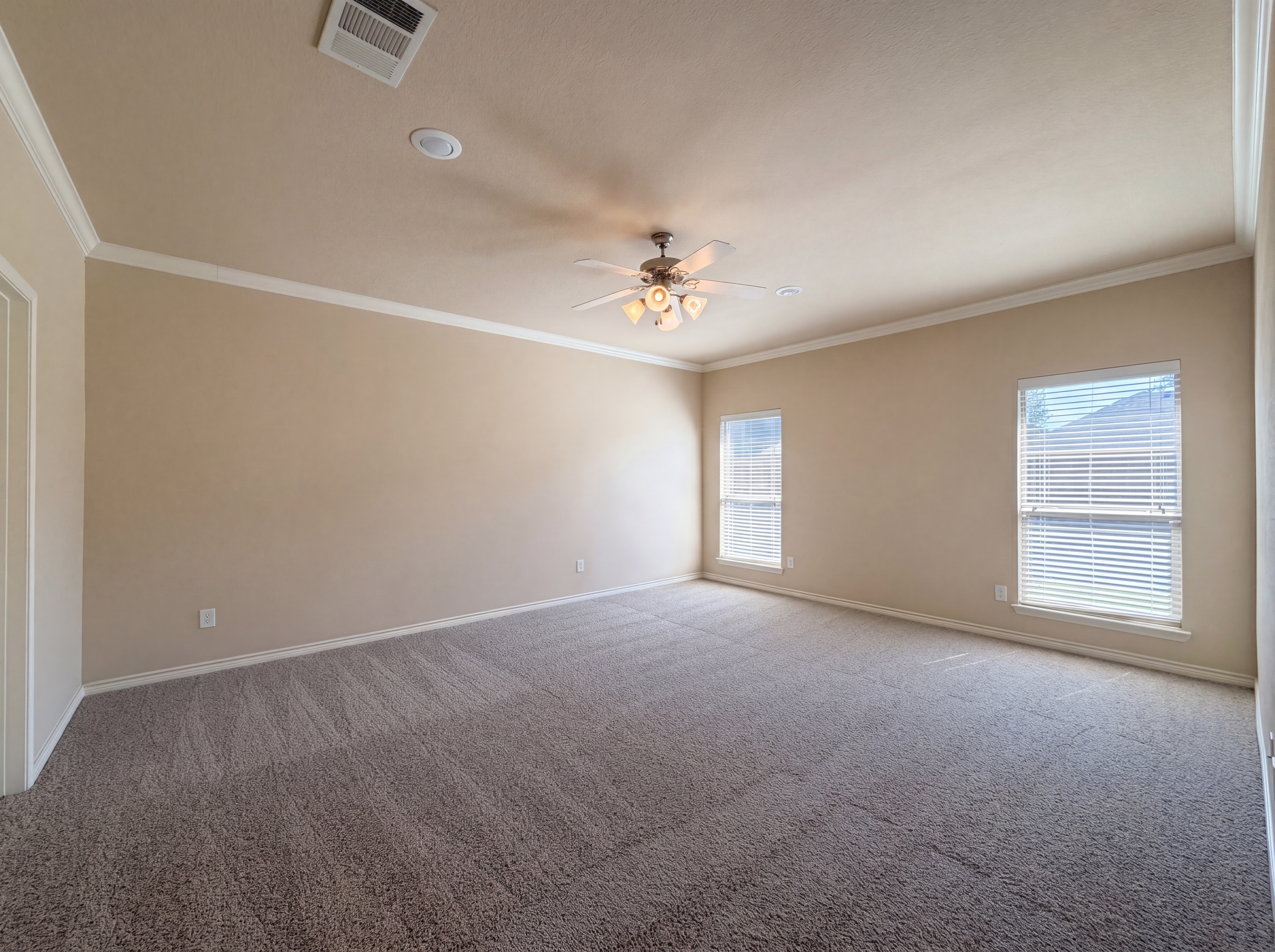 Photo 16 of 28 of 1608 Brushy Creek Ln, Allen, TX