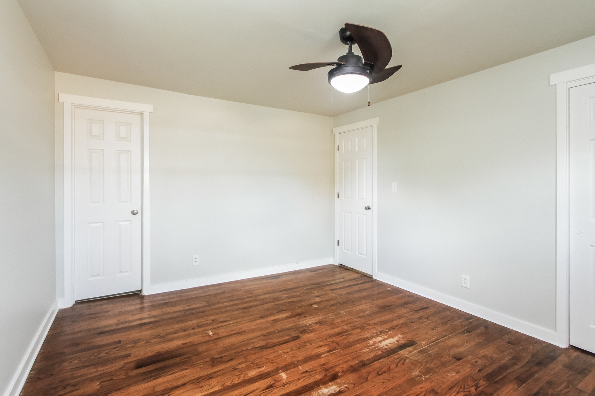 Photo 10 of 21 of 1219 Franklin St, Taylorsville, IN