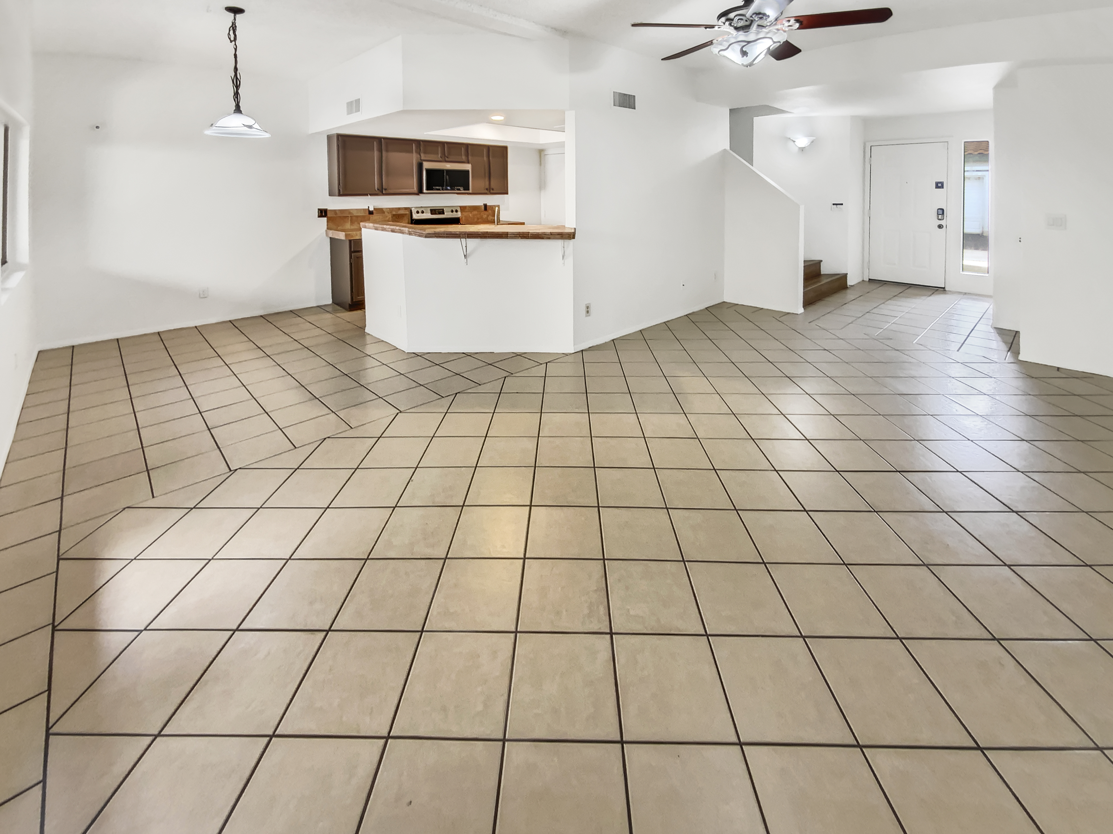 Photo 3 of 24 of 8605 N 67th Ln, Peoria, AZ