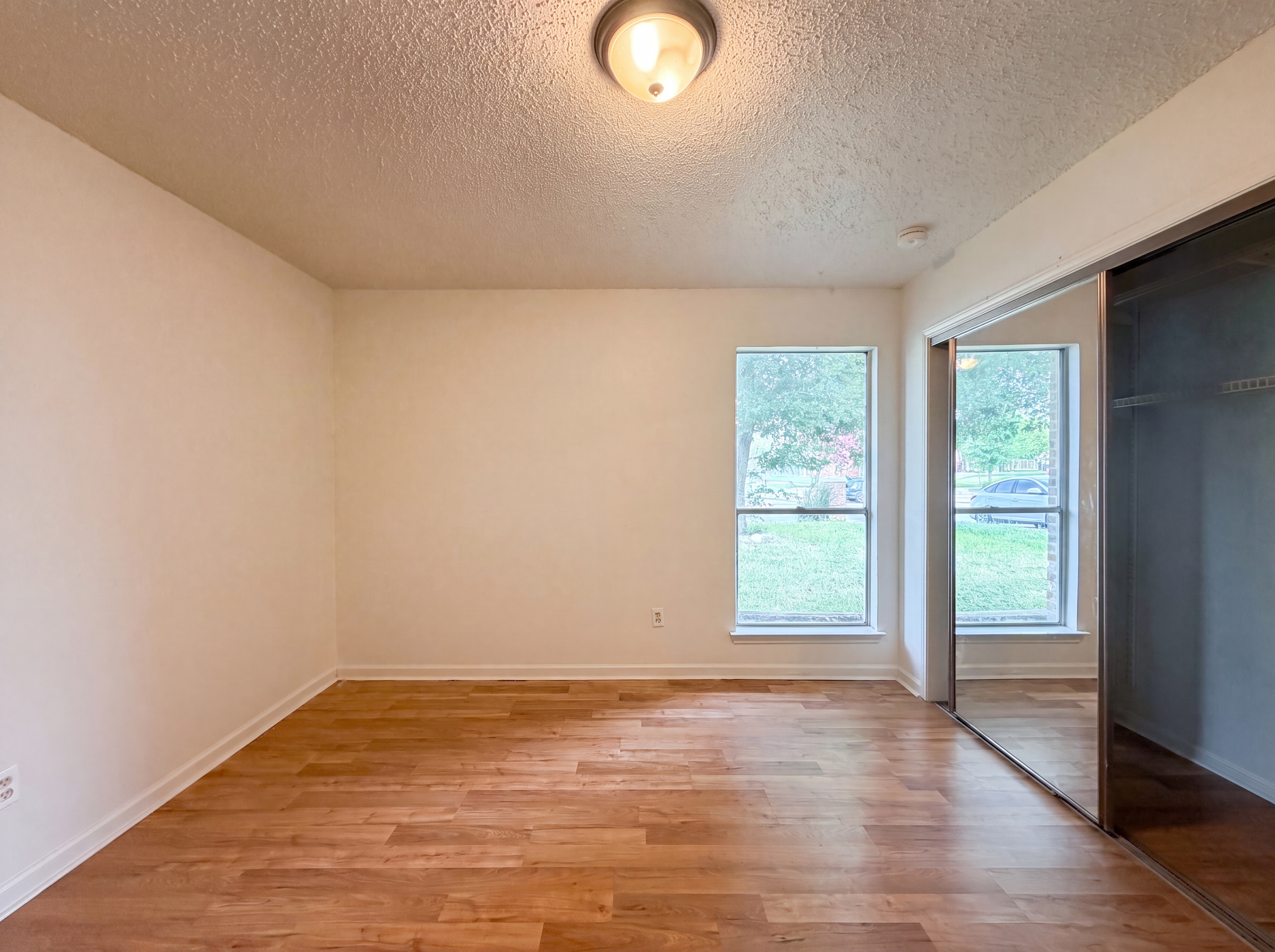 Photo 9 of 16 of 1803 Frontier Trl, Round Rock, TX