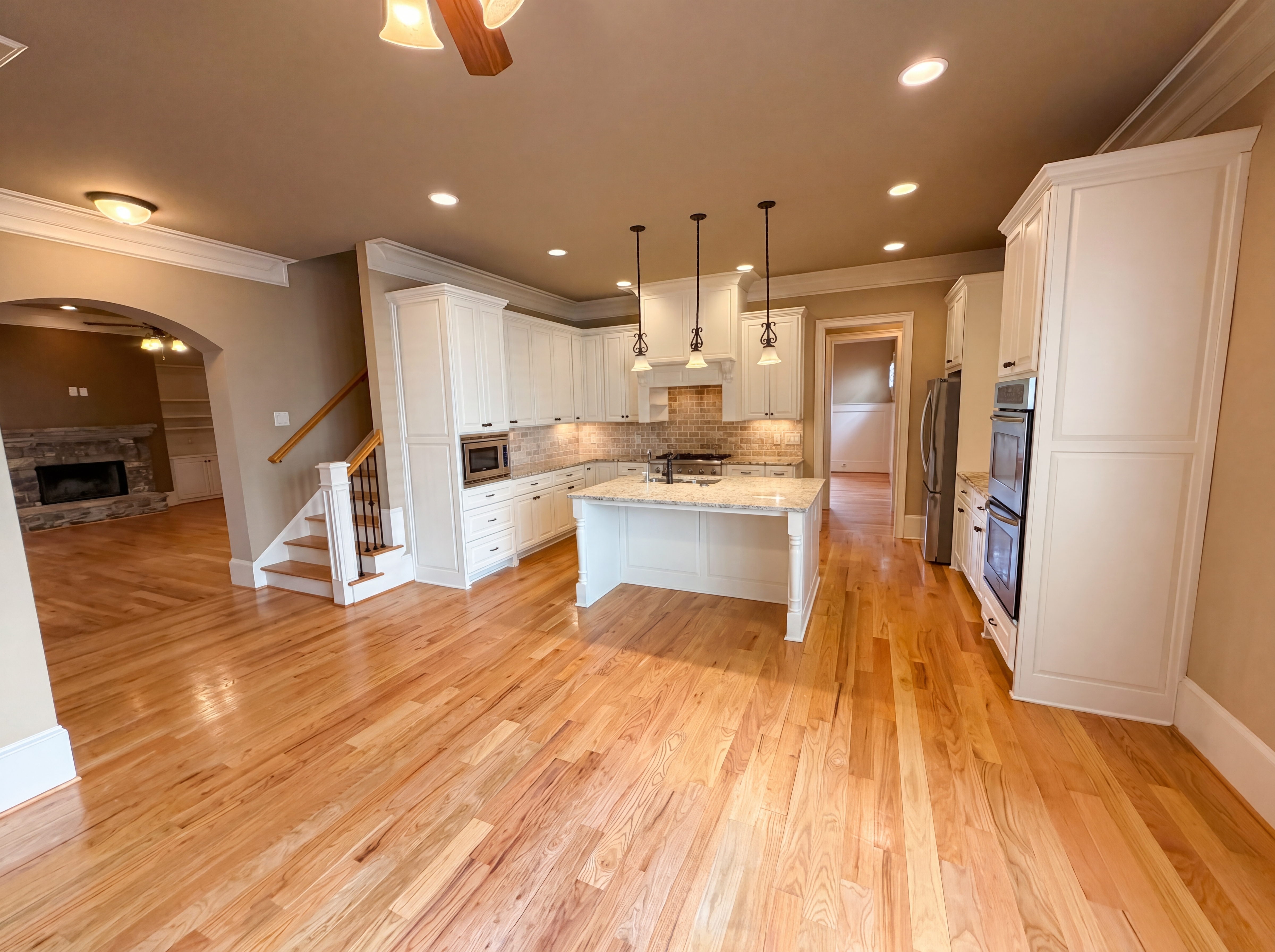 Photo 18 of 71 of 3250 Camellia Ln, Suwanee, GA