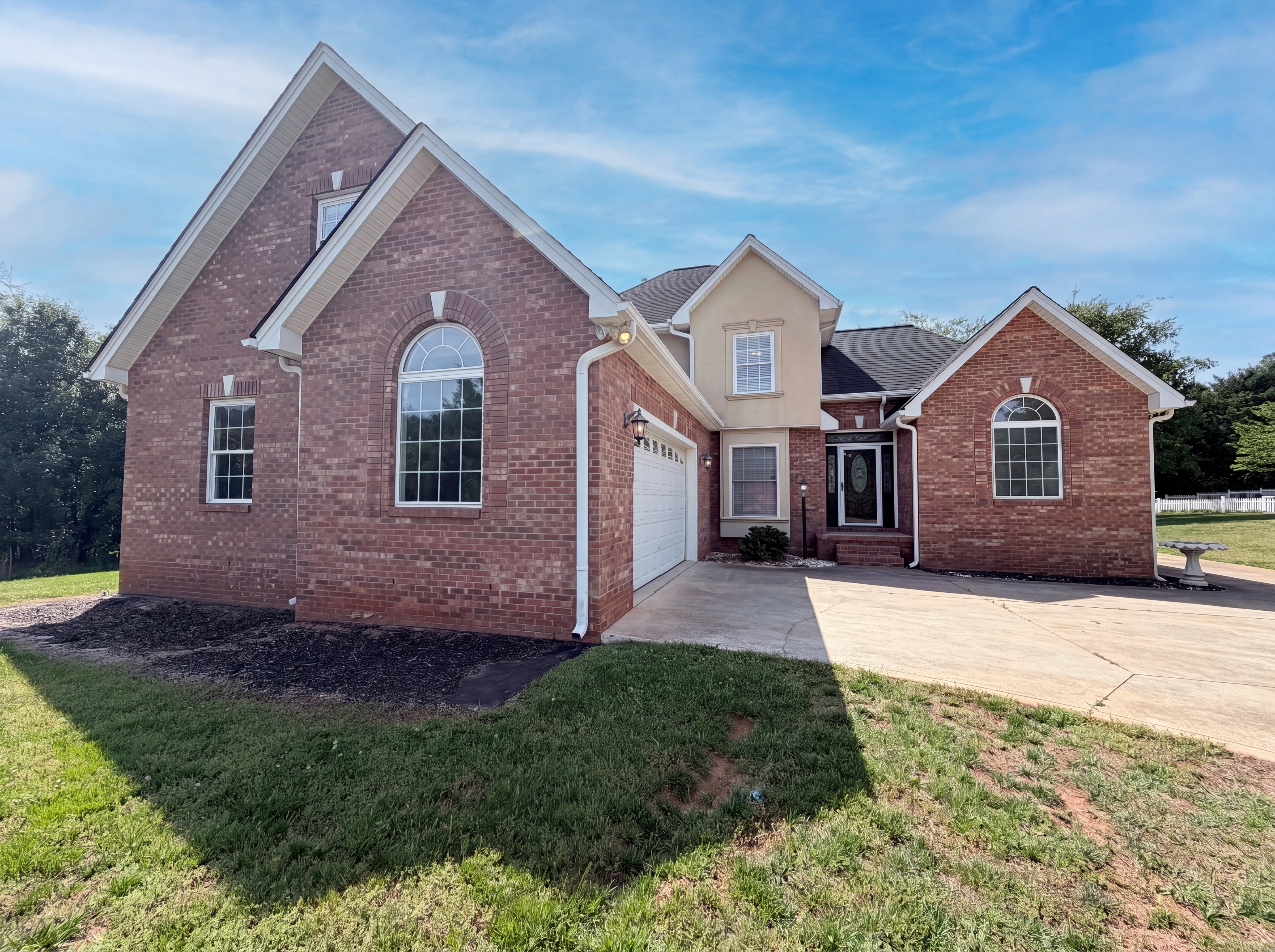 Photo 15 of 18 of 106 Woodfield Ln, Cherryville, NC