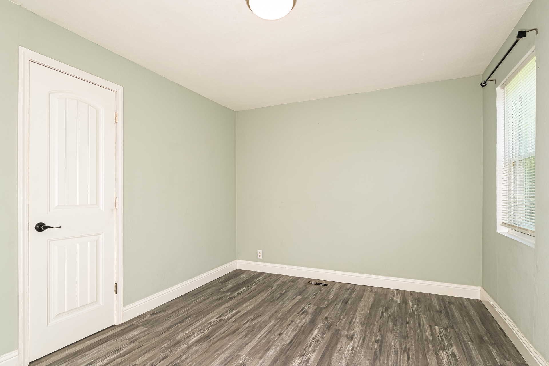 Photo 15 of 20 of 920 Maupin St, Saint Clair, MO