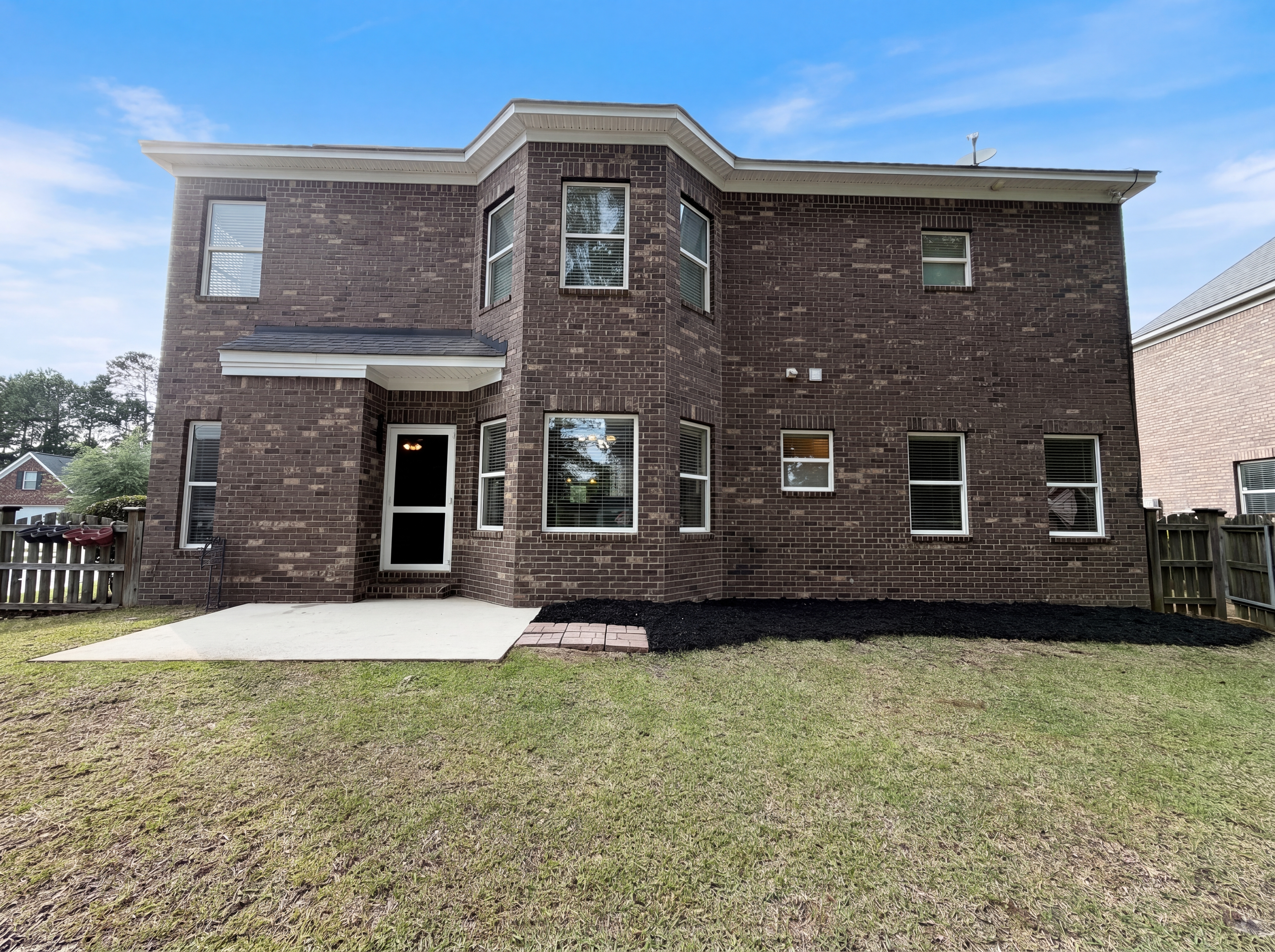 Photo 5 of 32 of 1151 Ashland Dr, Columbia, SC