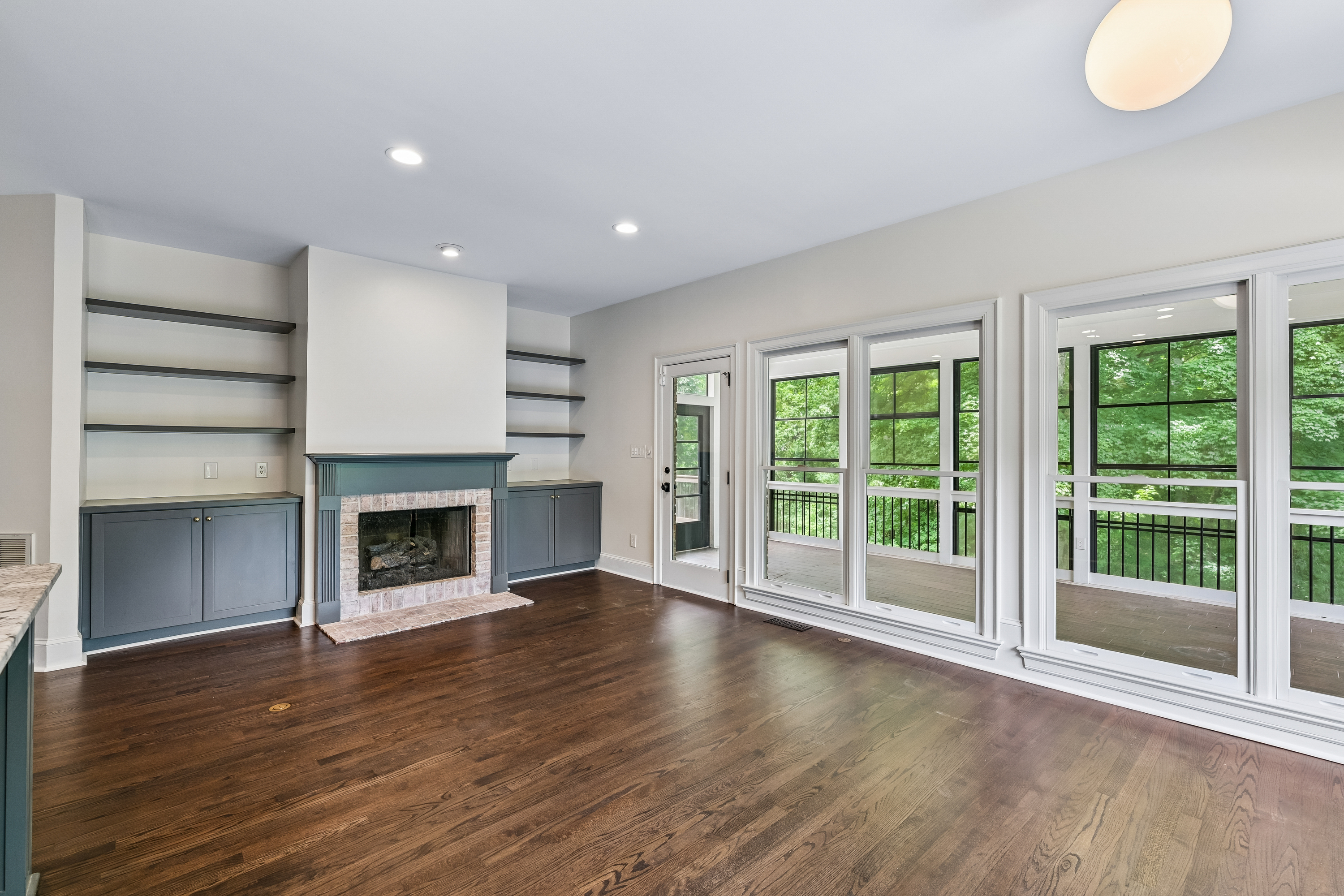Photo 19 of 53 of 5609 Camilla Dr, Charlotte, NC