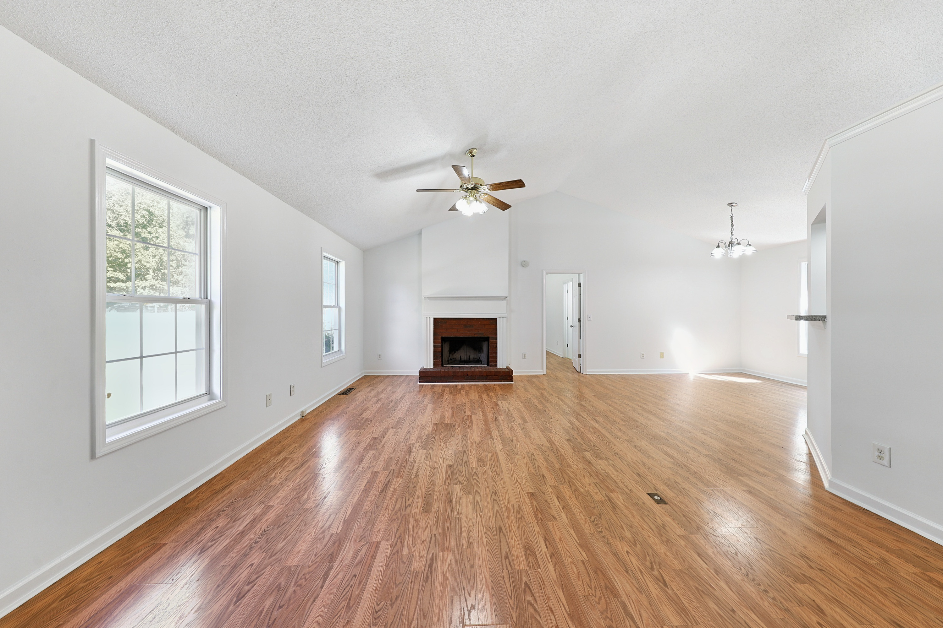 Photo 2 of 24 of 4942 Alpine Ct, Winston, GA