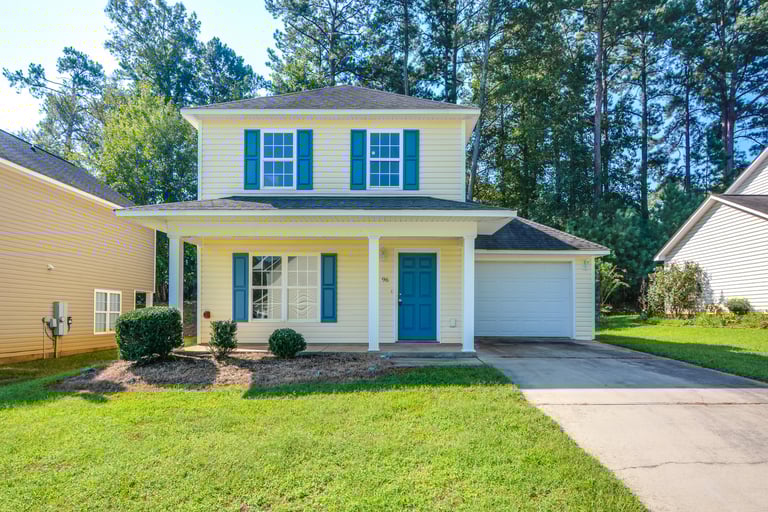 Photo 1 of 14 - 96 Randolph Dr, Clayton, NC 27520
