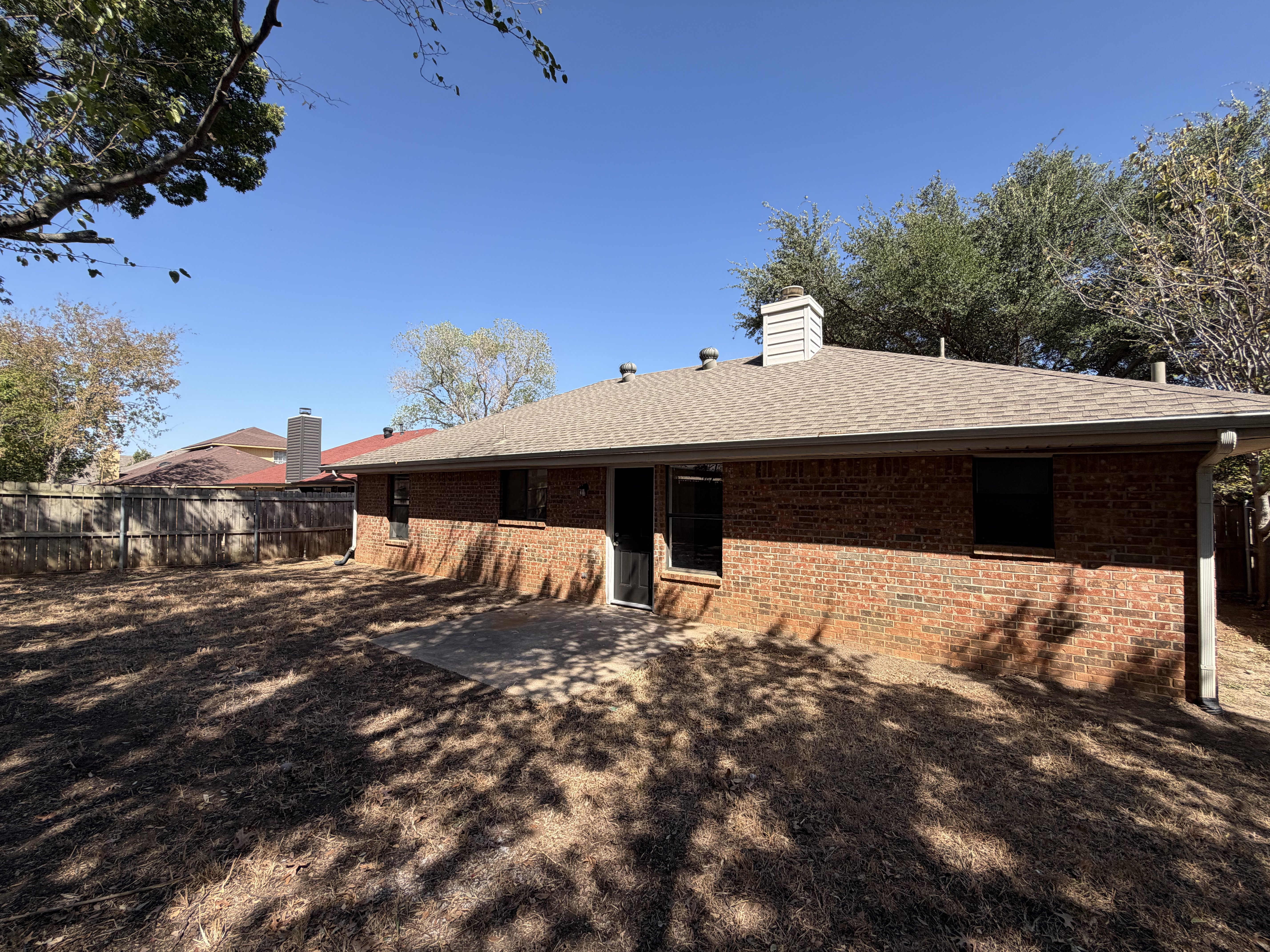 Photo 6 of 19 of 2812 Beverly Dr, Denton, TX