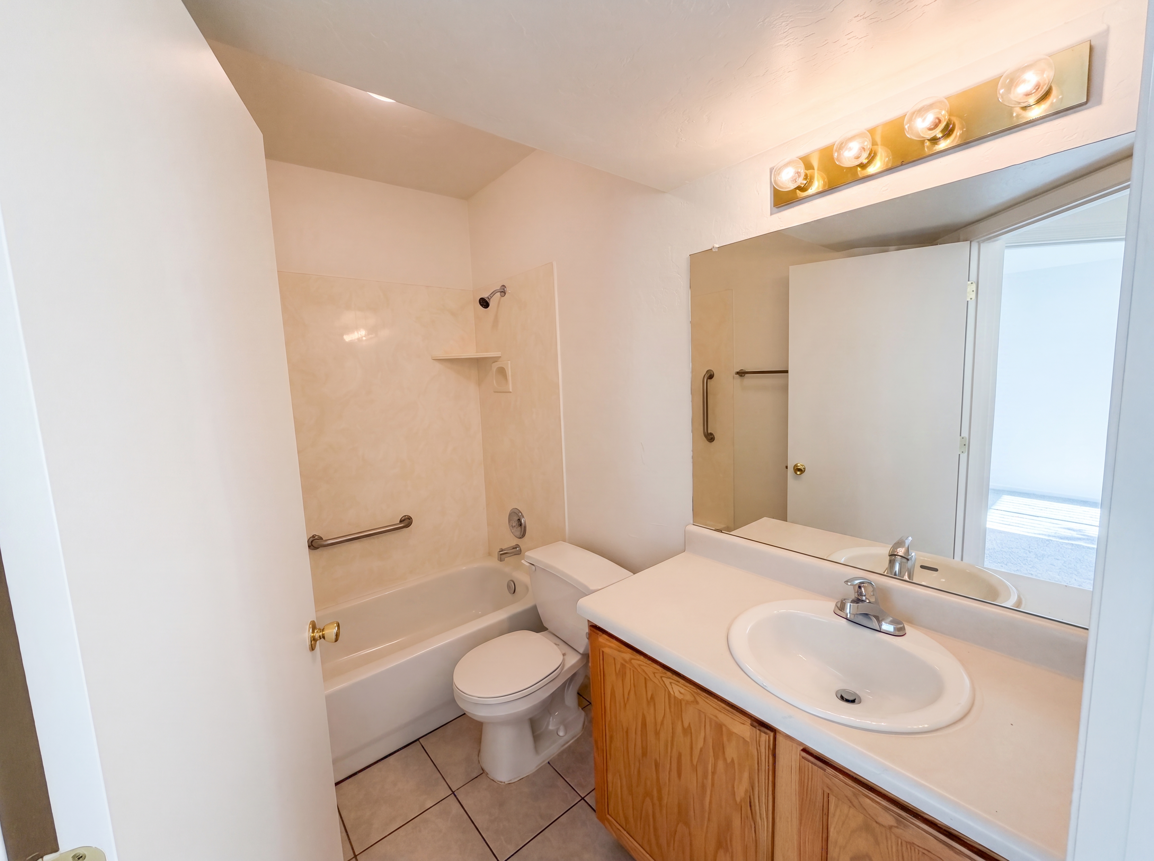 Photo 13 of 18 of 7855 E Roget Dr, Tucson, AZ