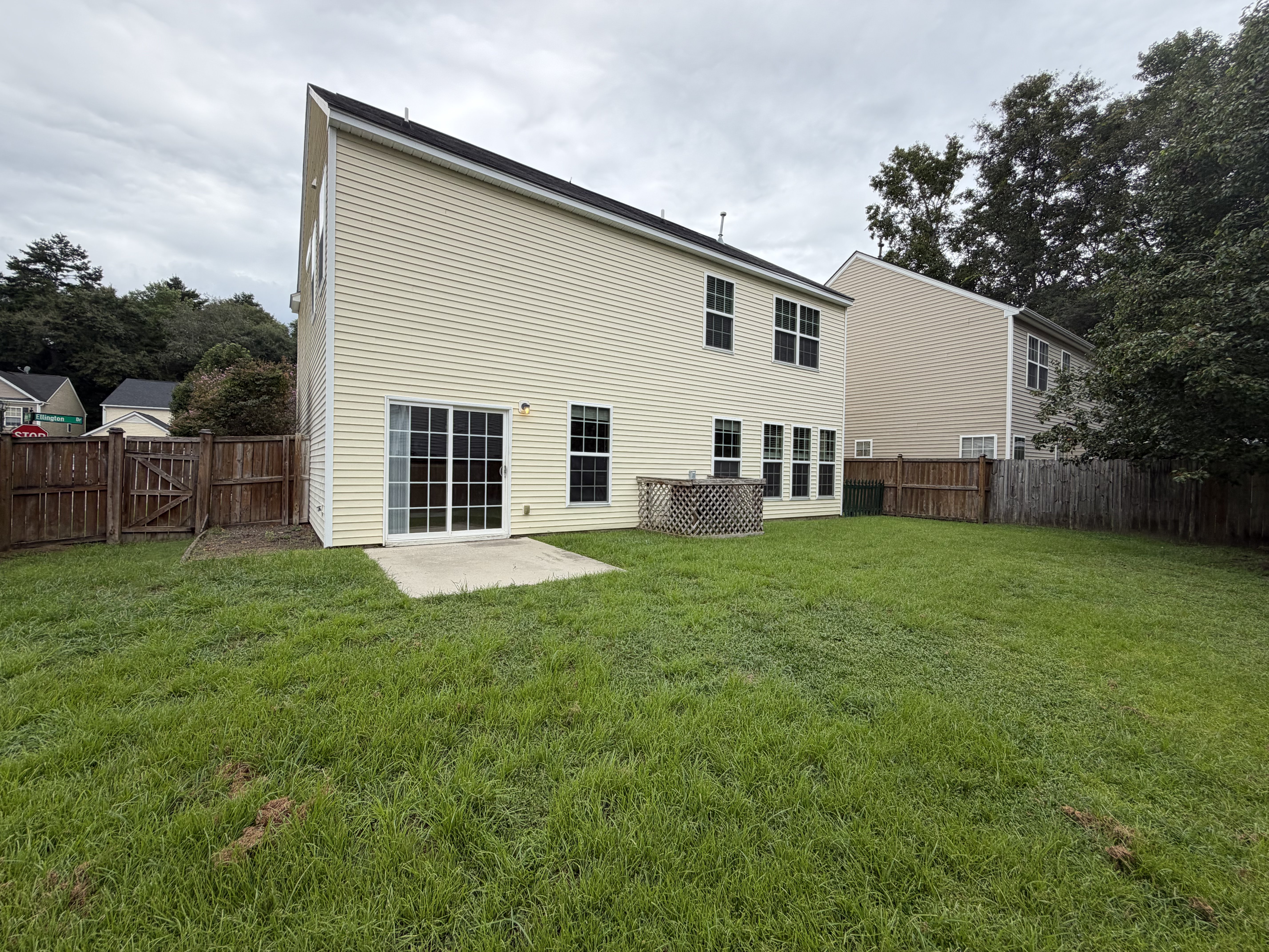 Photo 27 of 41 of 3037 Ellington Dr, Summerville, SC