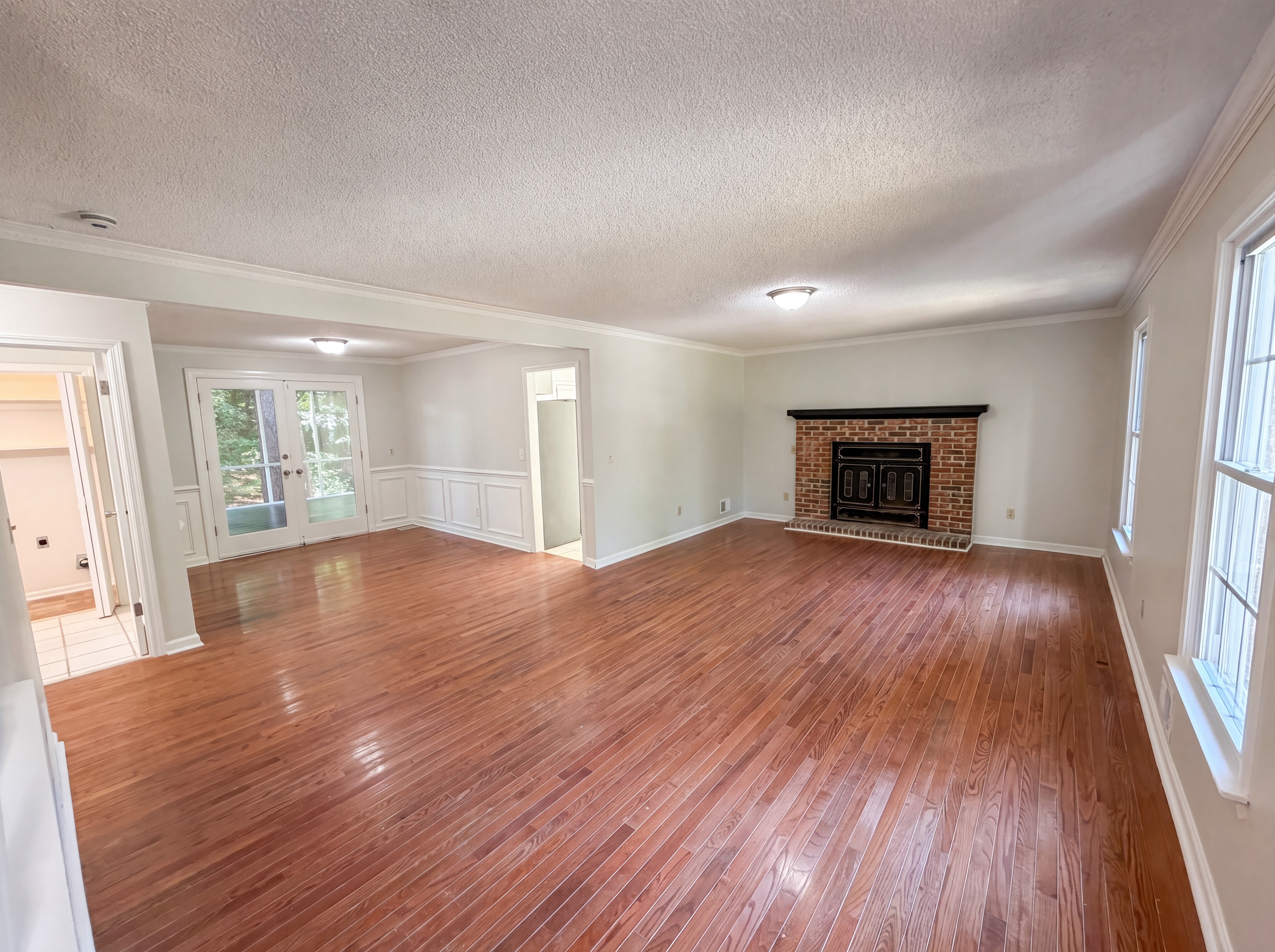 Photo 3 of 29 of 260 Woodwinds Dr, Columbia, SC