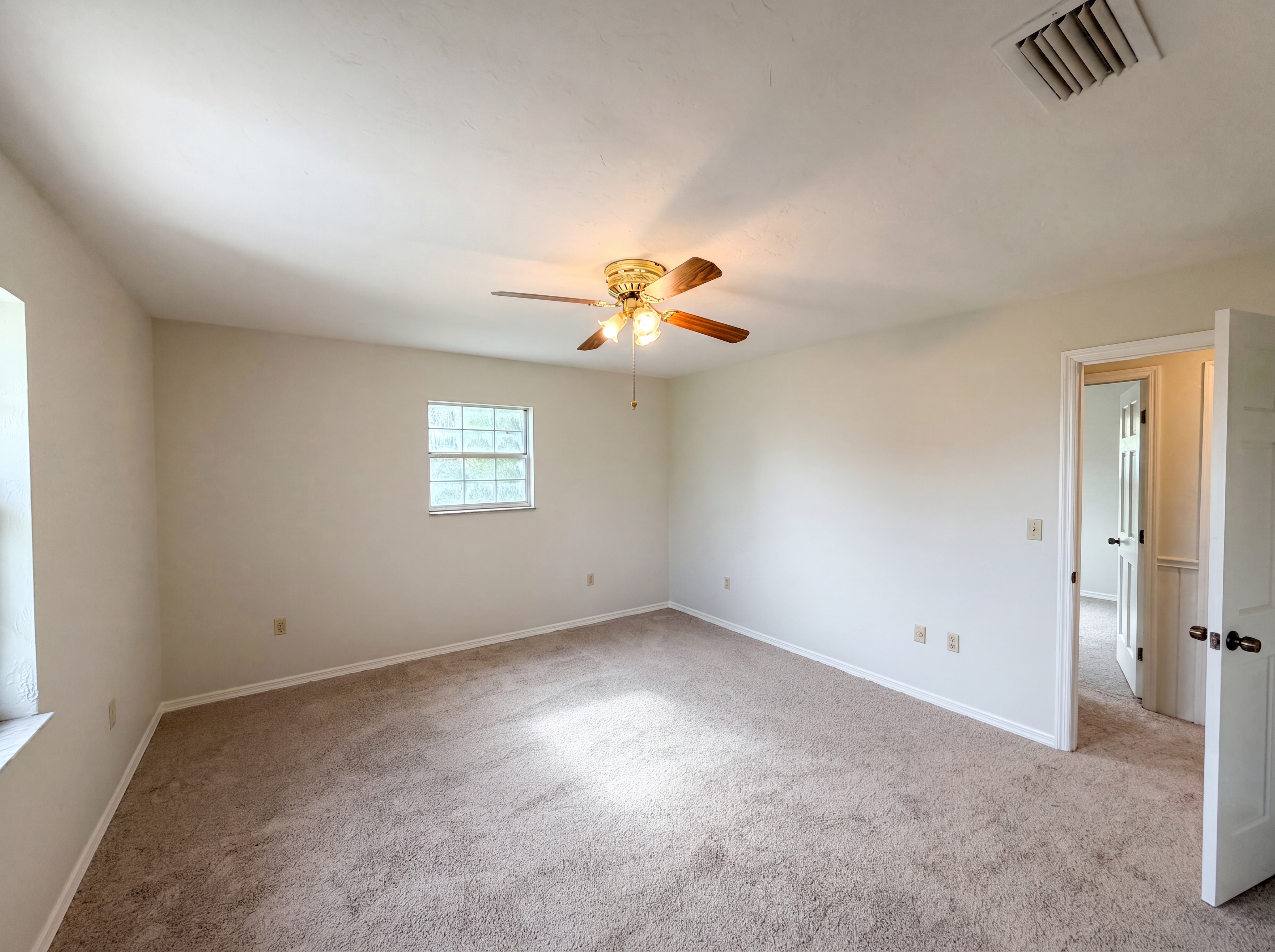 Photo 19 of 23 of 14181 SW 101st Ln, Dunnellon, FL