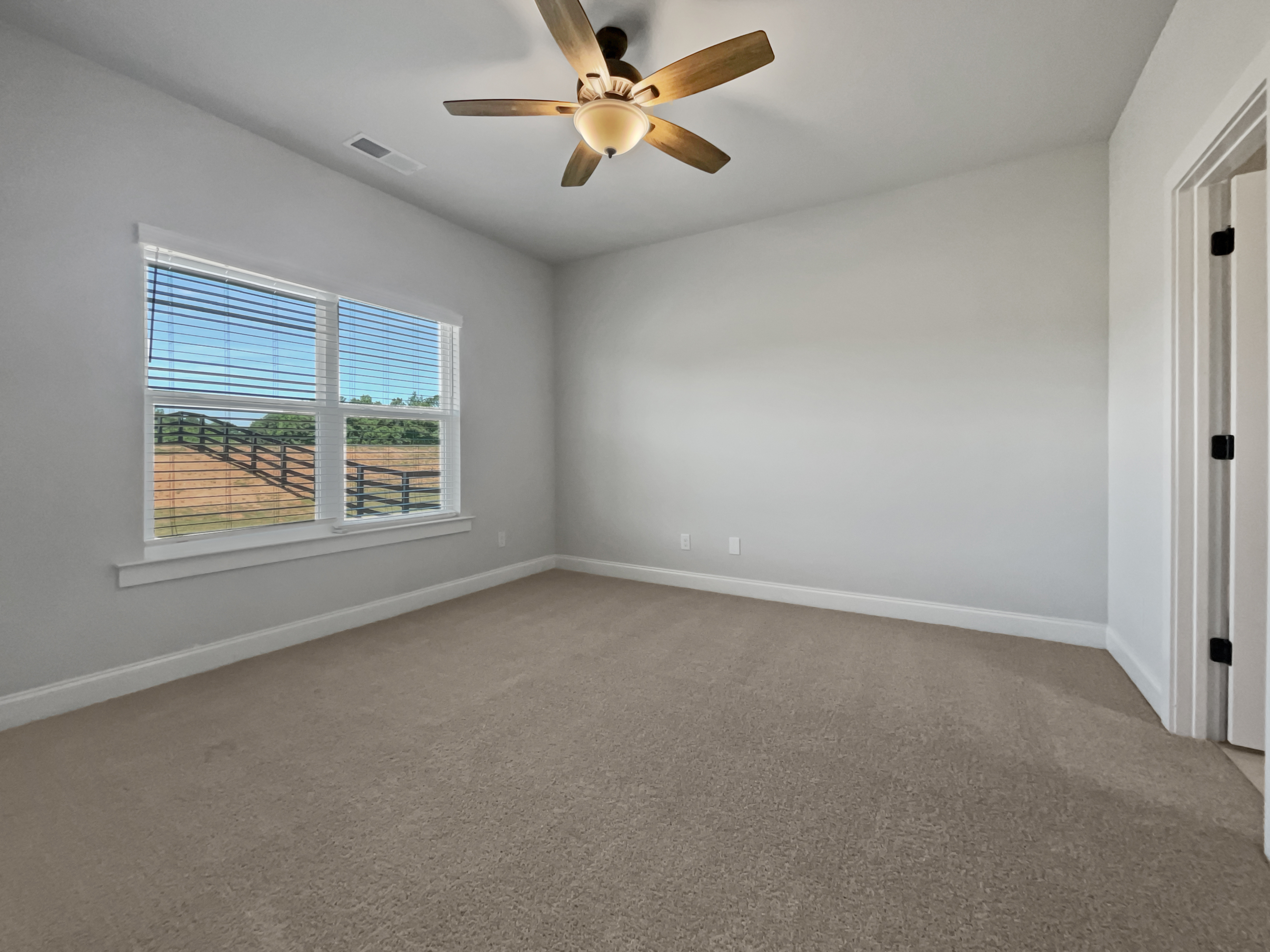 Photo 17 of 24 of 51 Linton Estates Ave, Newnan, GA