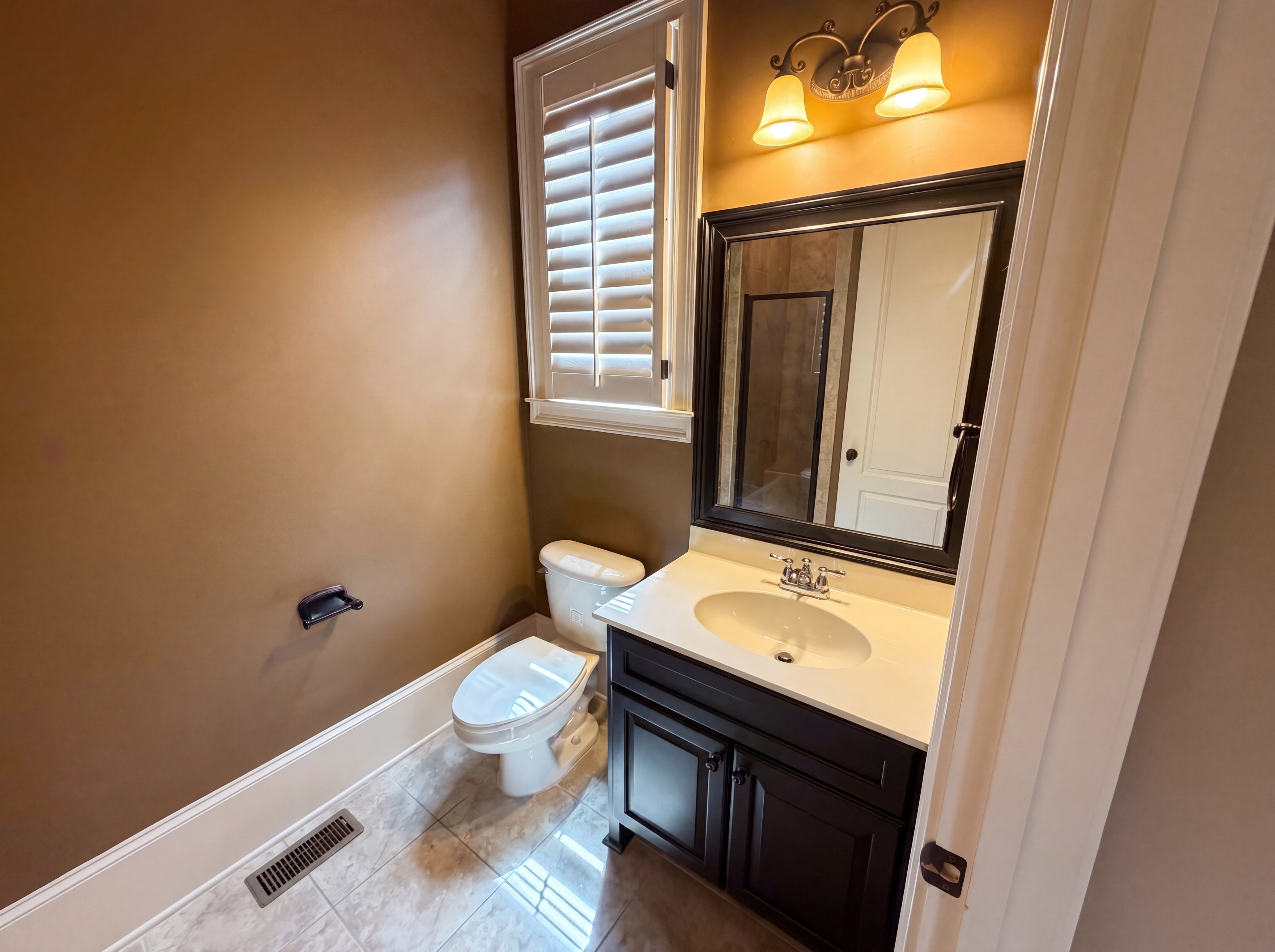 Photo 43 of 71 of 3250 Camellia Ln, Suwanee, GA