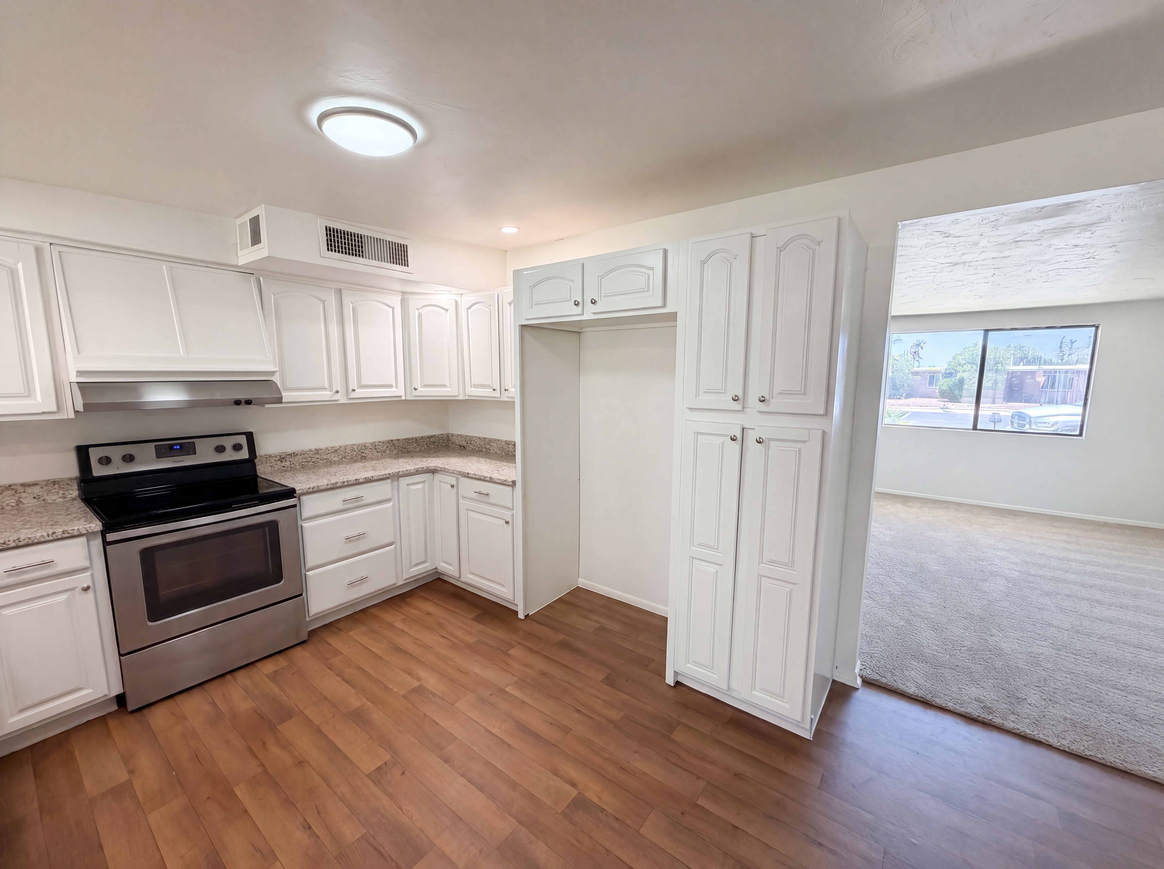Photo 8 of 23 of 1525 S Renee Pl, Tucson, AZ