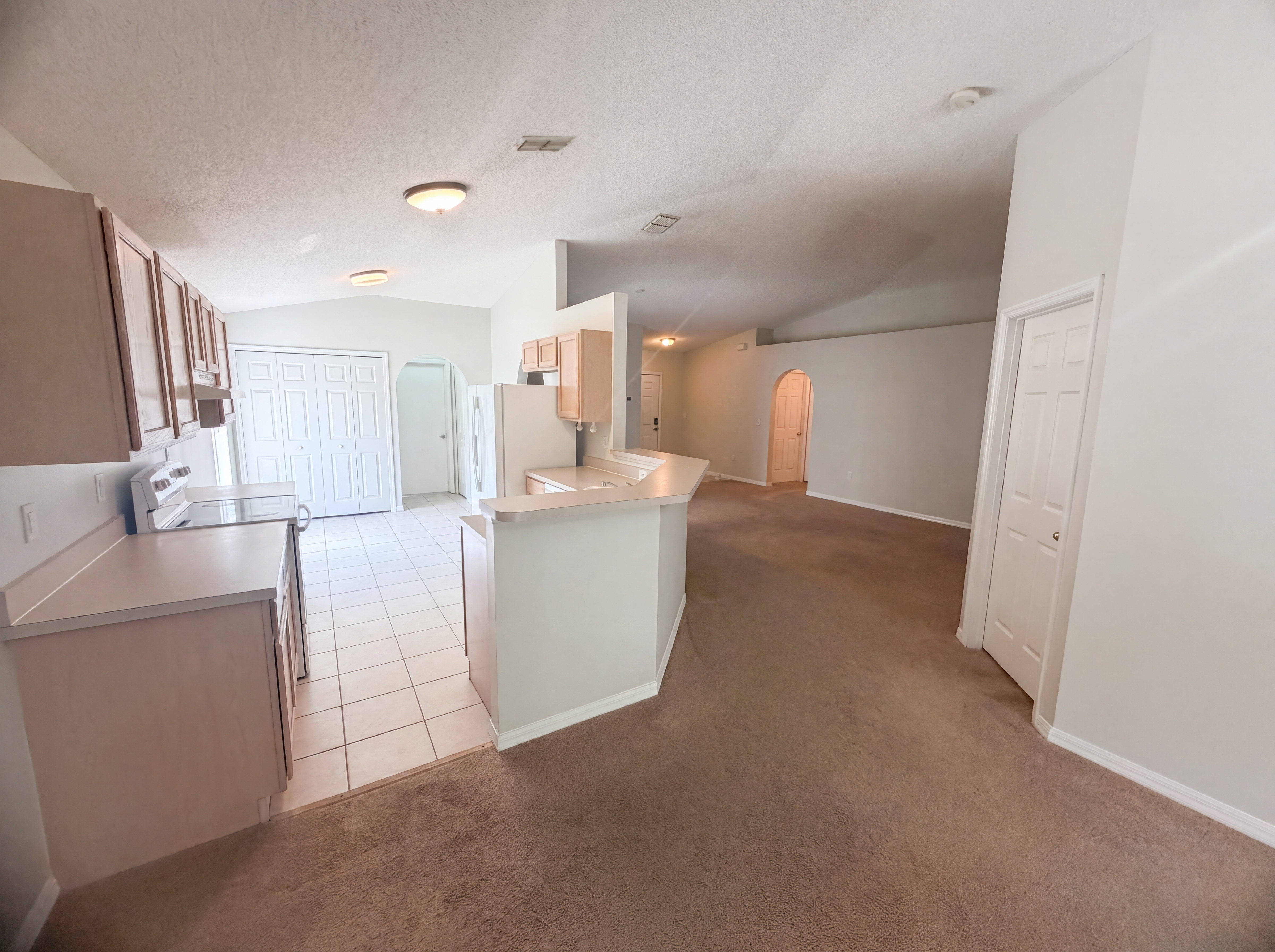 Photo 18 of 28 of 262 SW Panther Trce, Port Saint Lucie, FL